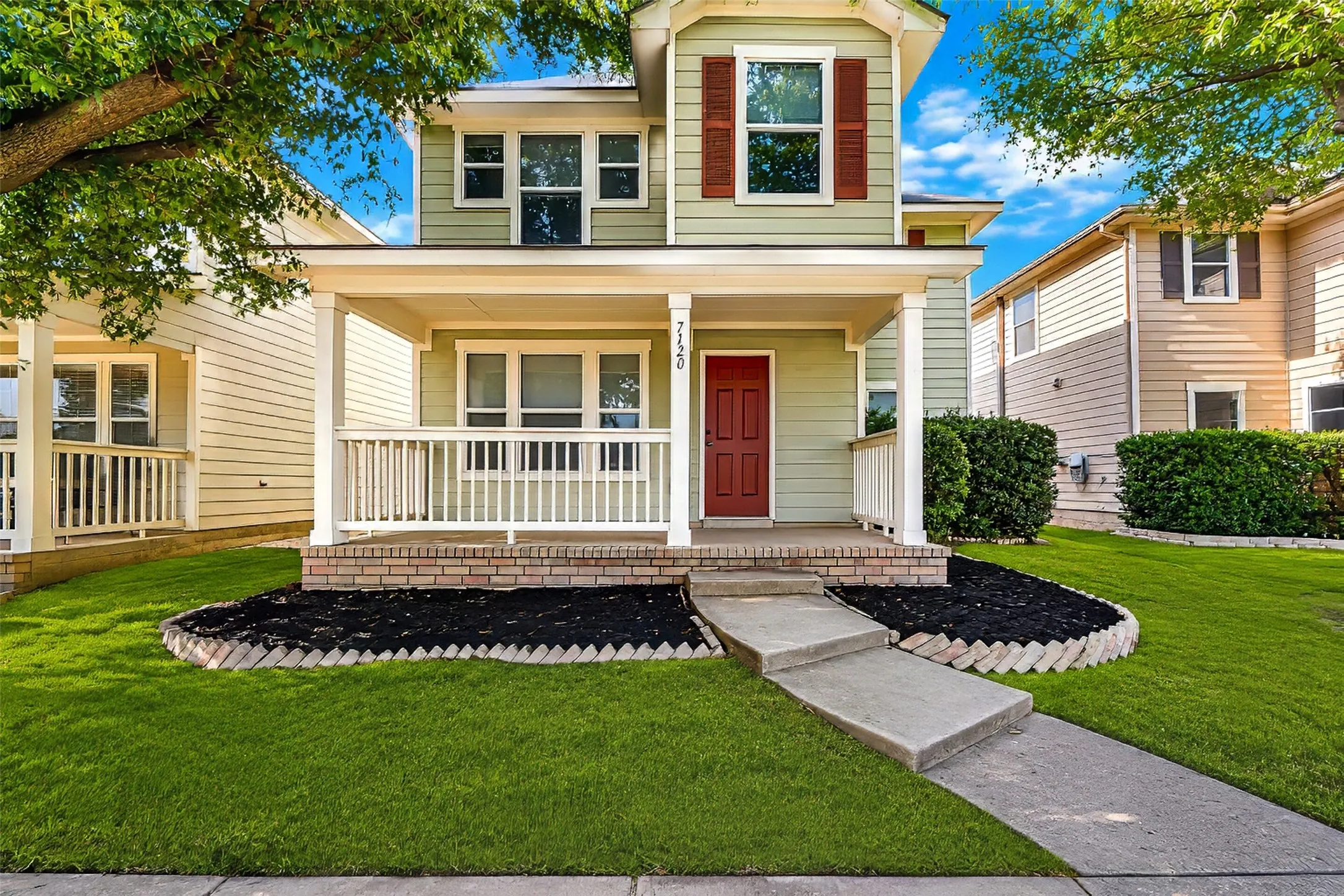 Single Family Residence For Rent in Collin County , 7120 Planters Row Drive, Mc Kinney, Texas 75070, 3 Bedroom, 3 Bathroom, 2 Garage spaces, 1,447 Sqft, built in 2005, mls#21325315, Real Estate Agent in Mc Kinney, Homes For Rent in Collin county, Homes For Rent in Mc Kinney, Realtor in Mc Kinney Texas, Real Estate Brokerage Independent Realty Texas, Luminita Cordes Realtor