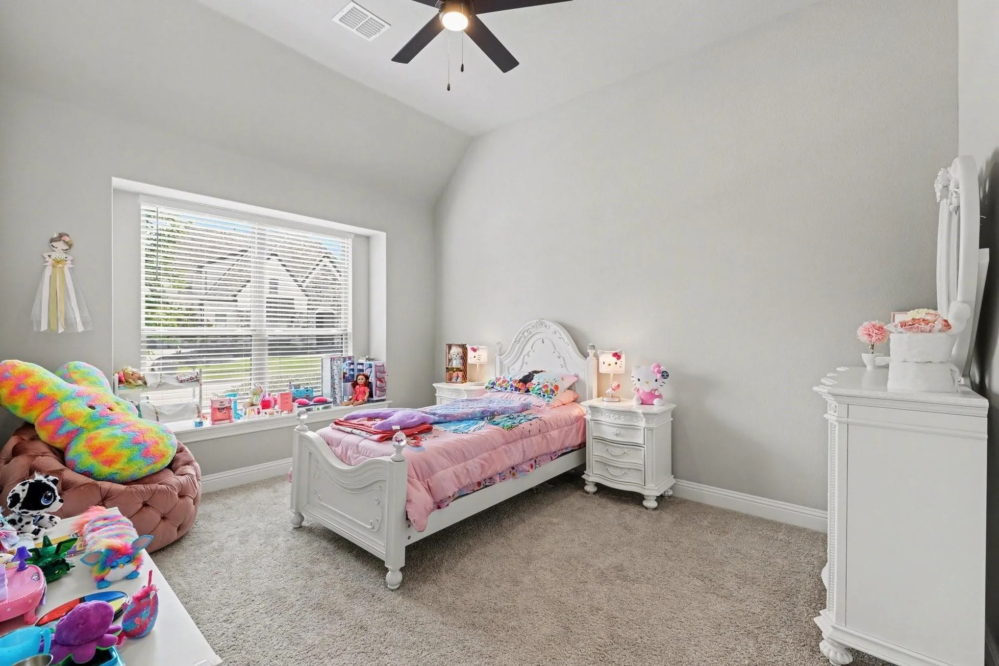Single Family Residence For Sale in Collin County , 3508 Ruffian Court, Celina, Texas 75071, 6 Bedroom, 4 Bathroom, 2 Garage spaces, 3,384 Sqft, built in 2021, mls#21352363, Real Estate Agent in Celina, Homes For Sale in Collin county, Homes For Sale in Celina, Realtor in Celina Texas, Real Estate Brokerage Independent Realty Texas, Luminita Cordes Realtor