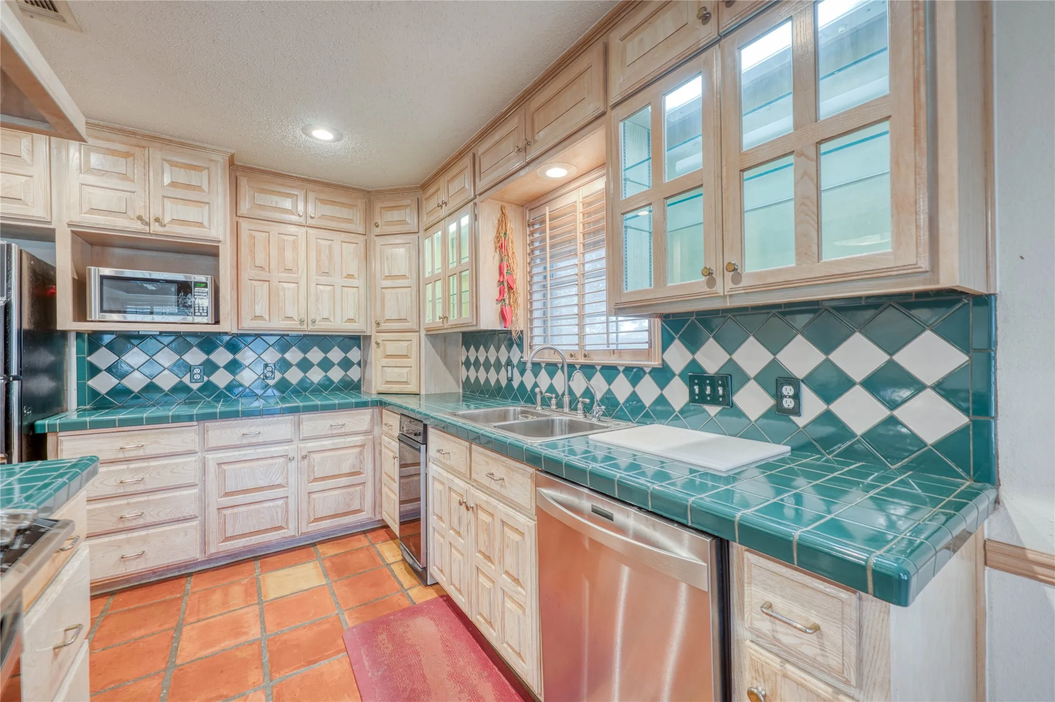 Single Family Residence For Sale in Limestone County , 1829 W FM 1246, Thornton, Texas 76687, 3 Bedrooms, 3 Bathrooms, Garage spaces, 2,512 Sqft, built in 1993, Price $1,650,000, mls#21352515, Real Estate Agent in Thornton, Homes For Sale in Limestone county, Homes For Sale in Thornton, Realtor in Thornton Texas, Real Estate Brokerage Independent Realty Texas, Luminita Cordes Realtor