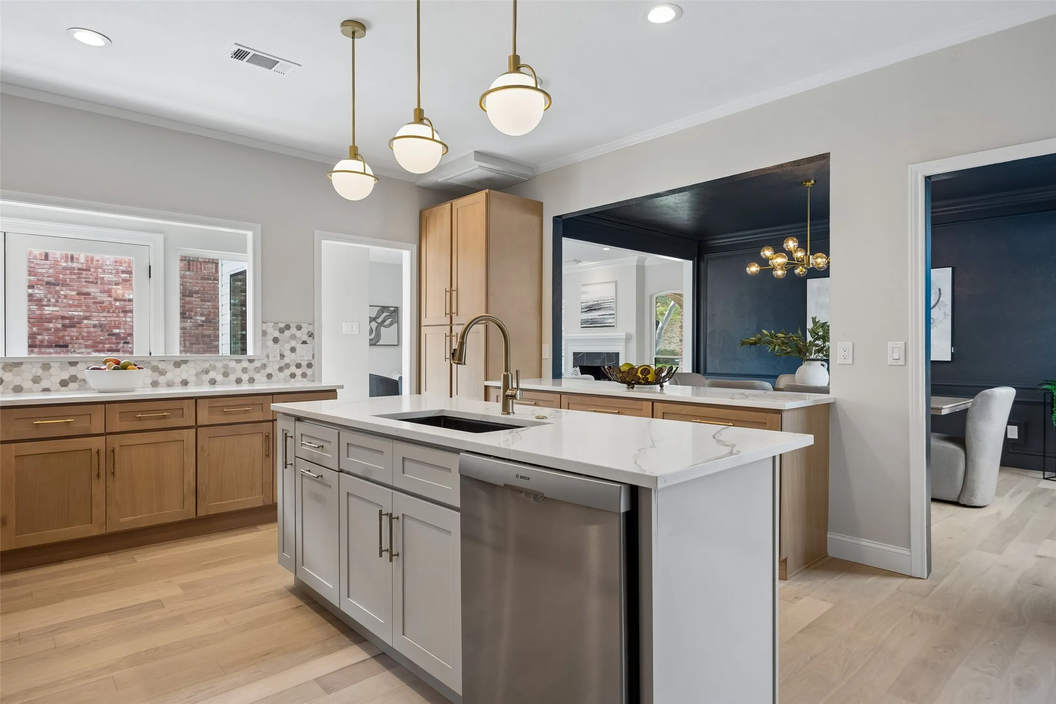 Single Family Residence For Sale in Collin County , 5925 Still Forest Drive, Dallas, Texas 75252, 4 Bedroom, 3 Bathroom, 2 Garage spaces, 3,065 Sqft, built in 1983, mls#21350791, Real Estate Agent in Dallas, Homes For Sale in Collin county, Homes For Sale in Dallas, Realtor in Dallas Texas, Real Estate Brokerage Independent Realty Texas, Luminita Cordes Realtor