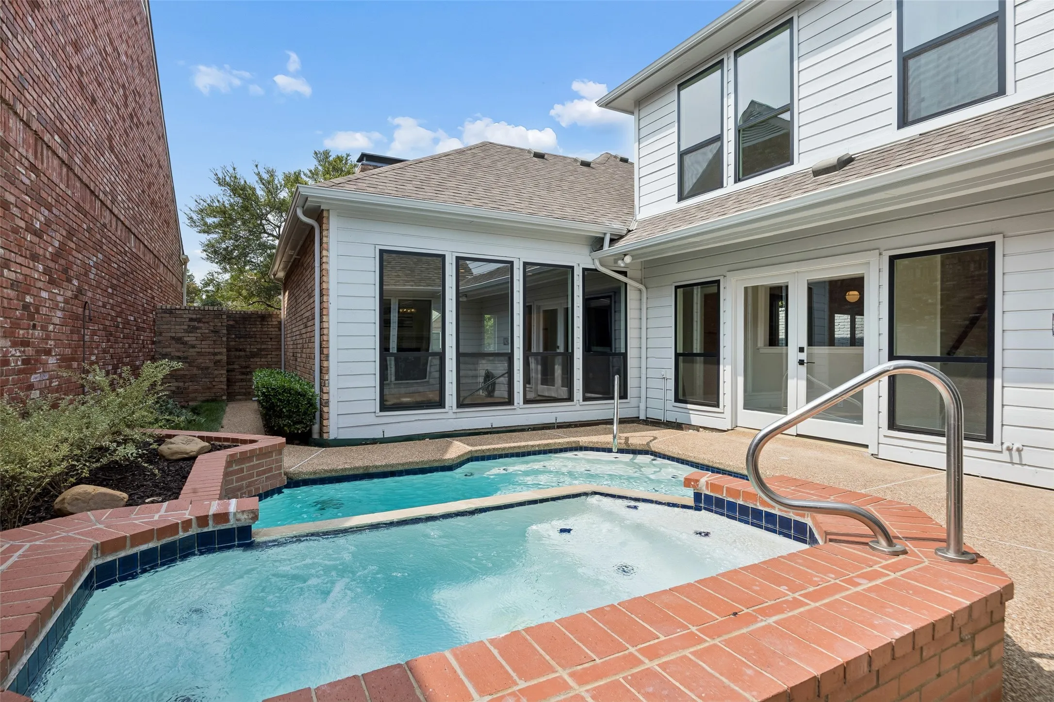 Single Family Residence For Sale in Collin County , 5925 Still Forest Drive, Dallas, Texas 75252, 4 Bedroom, 3 Bathroom, 2 Garage spaces, 3,065 Sqft, built in 1983, mls#21350791, Real Estate Agent in Dallas, Homes For Sale in Collin county, Homes For Sale in Dallas, Realtor in Dallas Texas, Real Estate Brokerage Independent Realty Texas, Luminita Cordes Realtor