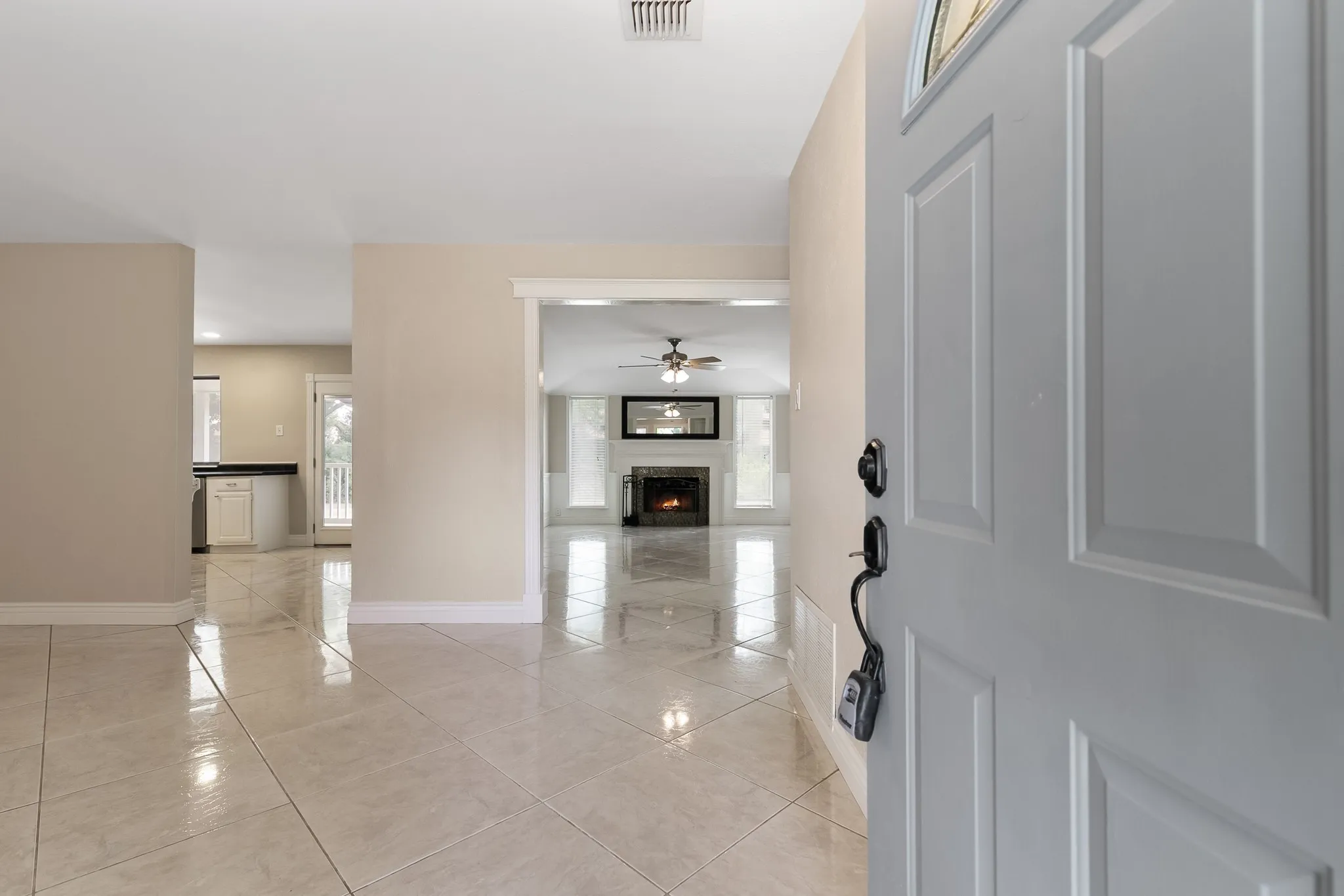 Single Family Residence For Sale in Denton County , 1912 Buckeye Drive, Flower Mound, Texas 75028, 3 Bedroom, 2 Bathroom, 2 Garage spaces, 1,661 Sqft, built in 1983, mls#21291730, Real Estate Agent in Flower Mound, Homes For Sale in Denton county, Homes For Sale in Flower Mound, Realtor in Flower Mound Texas, Real Estate Brokerage Independent Realty Texas, Luminita Cordes Realtor
