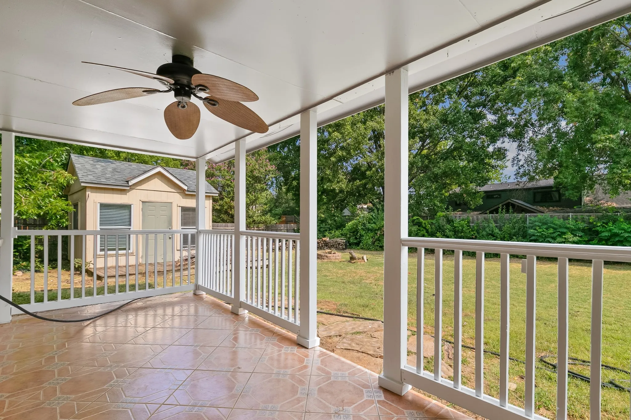 Single Family Residence For Sale in Denton County , 1912 Buckeye Drive, Flower Mound, Texas 75028, 3 Bedroom, 2 Bathroom, 2 Garage spaces, 1,661 Sqft, built in 1983, mls#21291730, Real Estate Agent in Flower Mound, Homes For Sale in Denton county, Homes For Sale in Flower Mound, Realtor in Flower Mound Texas, Real Estate Brokerage Independent Realty Texas, Luminita Cordes Realtor