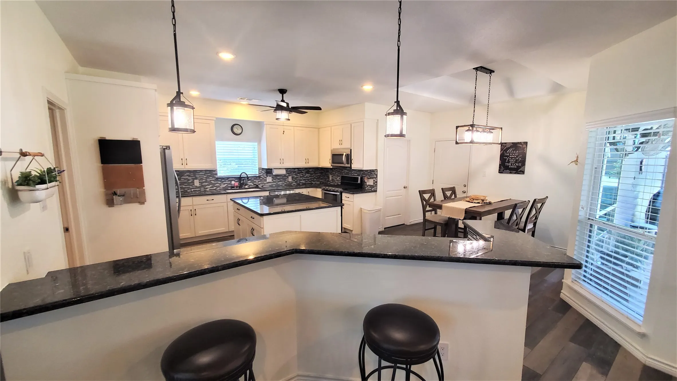 Single Family Residence For Sale in Collin County , 912 Blackstone Drive, Allen, Texas 75002, 5 Bedroom, 4 Bathroom, 2 Garage spaces, 3,100 Sqft, built in 1991, mls#21352578, Real Estate Agent in Allen, Homes For Sale in Collin county, Homes For Sale in Allen, Realtor in Allen Texas, Real Estate Brokerage Independent Realty Texas, Luminita Cordes Realtor