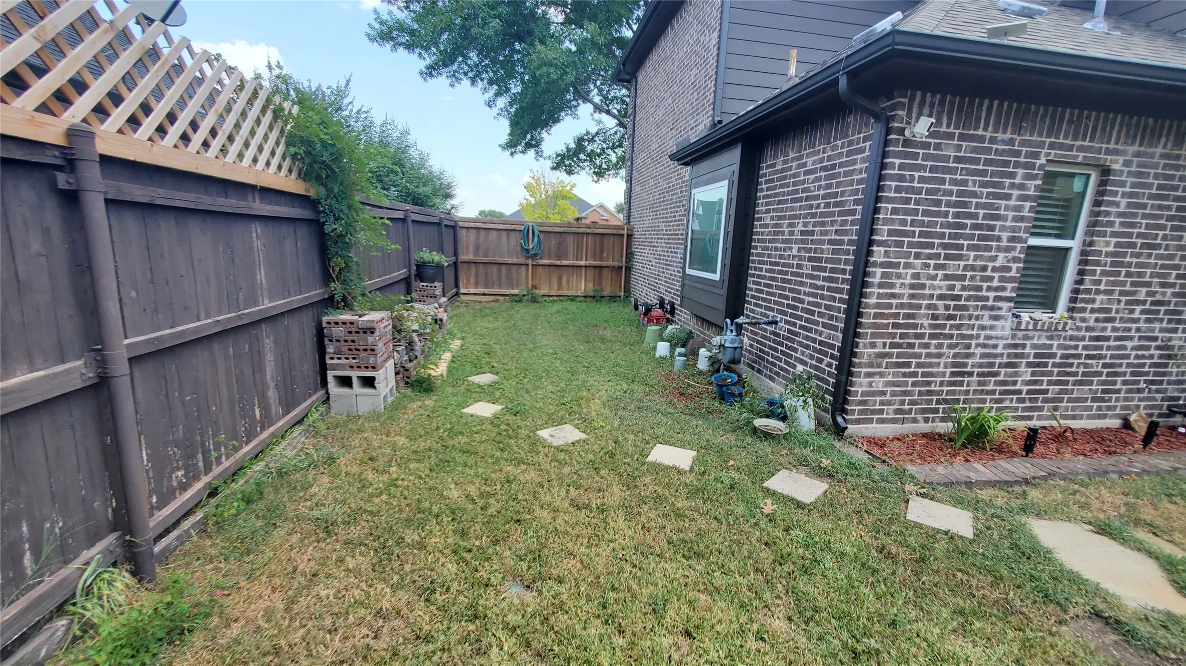 Single Family Residence For Sale in Collin County , 912 Blackstone Drive, Allen, Texas 75002, 5 Bedroom, 4 Bathroom, 2 Garage spaces, 3,100 Sqft, built in 1991, mls#21352578, Real Estate Agent in Allen, Homes For Sale in Collin county, Homes For Sale in Allen, Realtor in Allen Texas, Real Estate Brokerage Independent Realty Texas, Luminita Cordes Realtor