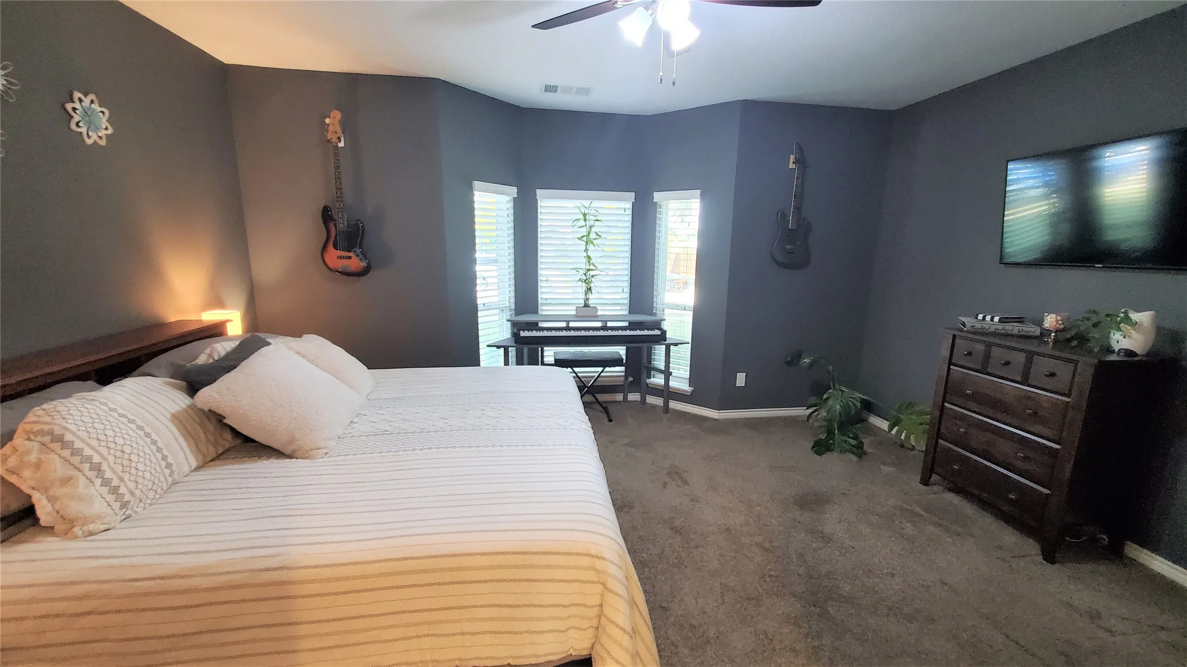 Single Family Residence For Sale in Collin County , 912 Blackstone Drive, Allen, Texas 75002, 5 Bedroom, 4 Bathroom, 2 Garage spaces, 3,100 Sqft, built in 1991, mls#21352578, Real Estate Agent in Allen, Homes For Sale in Collin county, Homes For Sale in Allen, Realtor in Allen Texas, Real Estate Brokerage Independent Realty Texas, Luminita Cordes Realtor