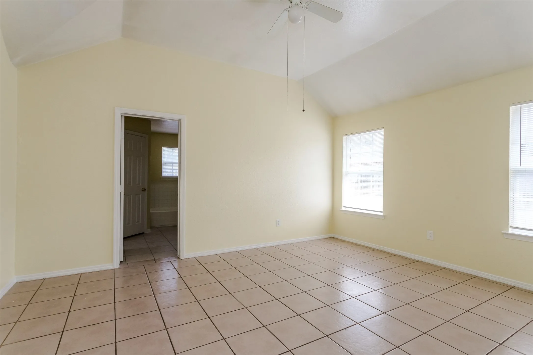 Single Family Residence For Sale in Dallas County , 1015 Balkan Drive, Lancaster, Texas 75134, 4 Bedroom, 2 Bathroom, 2 Garage spaces, 1,747 Sqft, built in 2002, mls#21349933, Real Estate Agent in Lancaster, Homes For Sale in Dallas county, Homes For Sale in Lancaster, Realtor in Lancaster Texas, Real Estate Brokerage Independent Realty Texas, Luminita Cordes Realtor