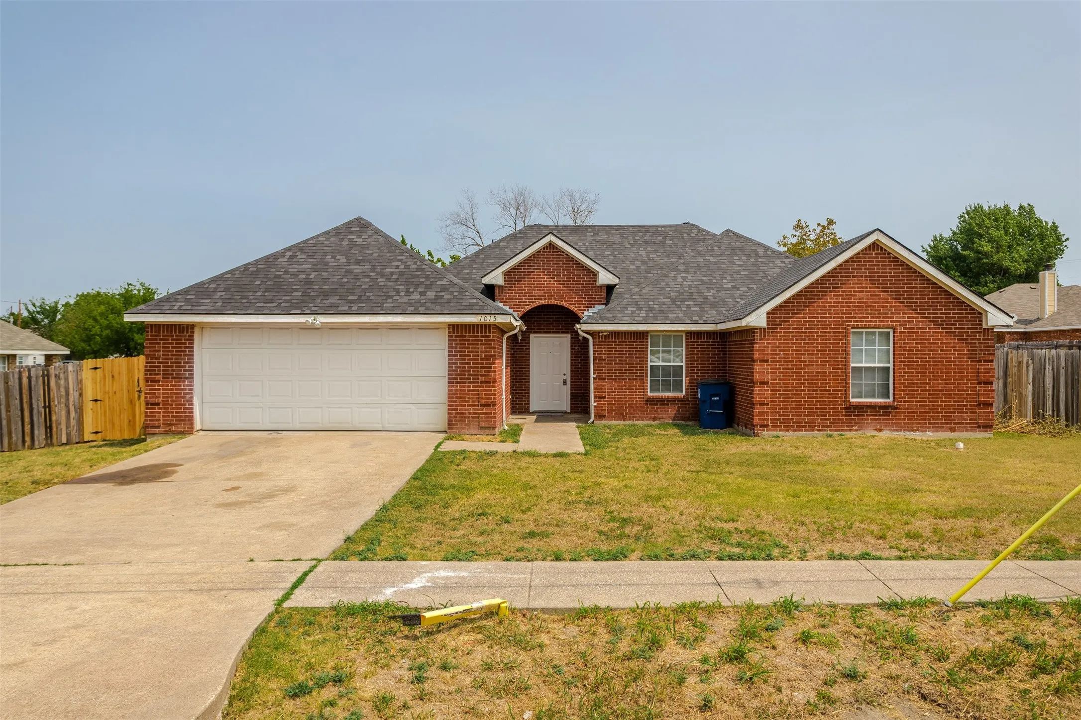 Single Family Residence For Sale in Dallas County , 1015 Balkan Drive, Lancaster, Texas 75134, 4 Bedroom, 2 Bathroom, 2 Garage spaces, 1,747 Sqft, built in 2002, mls#21349933, Real Estate Agent in Lancaster, Homes For Sale in Dallas county, Homes For Sale in Lancaster, Realtor in Lancaster Texas, Real Estate Brokerage Independent Realty Texas, Luminita Cordes Realtor