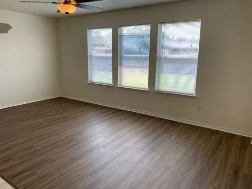Single Family Residence For Rent in Tarrant County , 1101 Mustang Ridge Drive, Fort Worth, Texas 76052, 3 Bedroom, 2 Bathroom, 2 Garage spaces, 2,258 Sqft, built in 2004, mls#21352590, Real Estate Agent in Fort Worth, Homes For Rent in Tarrant county, Homes For Rent in Fort Worth, Realtor in Fort Worth Texas, Real Estate Brokerage Independent Realty Texas, Luminita Cordes Realtor