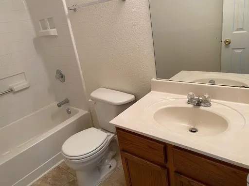 Single Family Residence For Rent in Tarrant County , 1101 Mustang Ridge Drive, Fort Worth, Texas 76052, 3 Bedroom, 2 Bathroom, 2 Garage spaces, 2,258 Sqft, built in 2004, mls#21352590, Real Estate Agent in Fort Worth, Homes For Rent in Tarrant county, Homes For Rent in Fort Worth, Realtor in Fort Worth Texas, Real Estate Brokerage Independent Realty Texas, Luminita Cordes Realtor