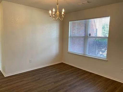 Single Family Residence For Rent in Tarrant County , 1101 Mustang Ridge Drive, Fort Worth, Texas 76052, 3 Bedroom, 2 Bathroom, 2 Garage spaces, 2,258 Sqft, built in 2004, mls#21352590, Real Estate Agent in Fort Worth, Homes For Rent in Tarrant county, Homes For Rent in Fort Worth, Realtor in Fort Worth Texas, Real Estate Brokerage Independent Realty Texas, Luminita Cordes Realtor
