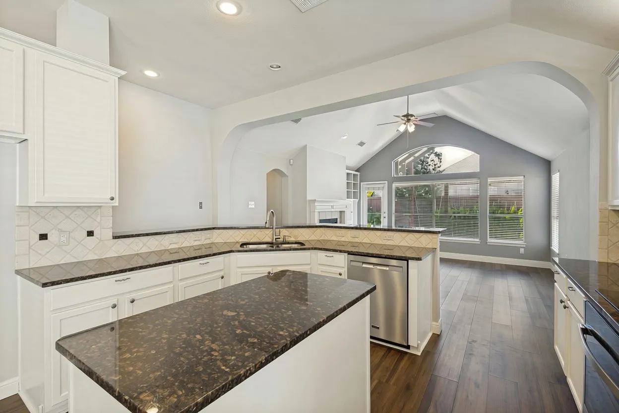 Single Family Residence For Sale in Collin County , 5525 Pebble Court, Mc Kinney, Texas 75072, 4 Bedroom, 2 Bathroom, 2 Garage spaces, 2,102 Sqft, built in 1998, mls#21351816, Real Estate Agent in Mc Kinney, Homes For Sale in Collin county, Homes For Sale in Mc Kinney, Realtor in Mc Kinney Texas, Real Estate Brokerage Independent Realty Texas, Luminita Cordes Realtor