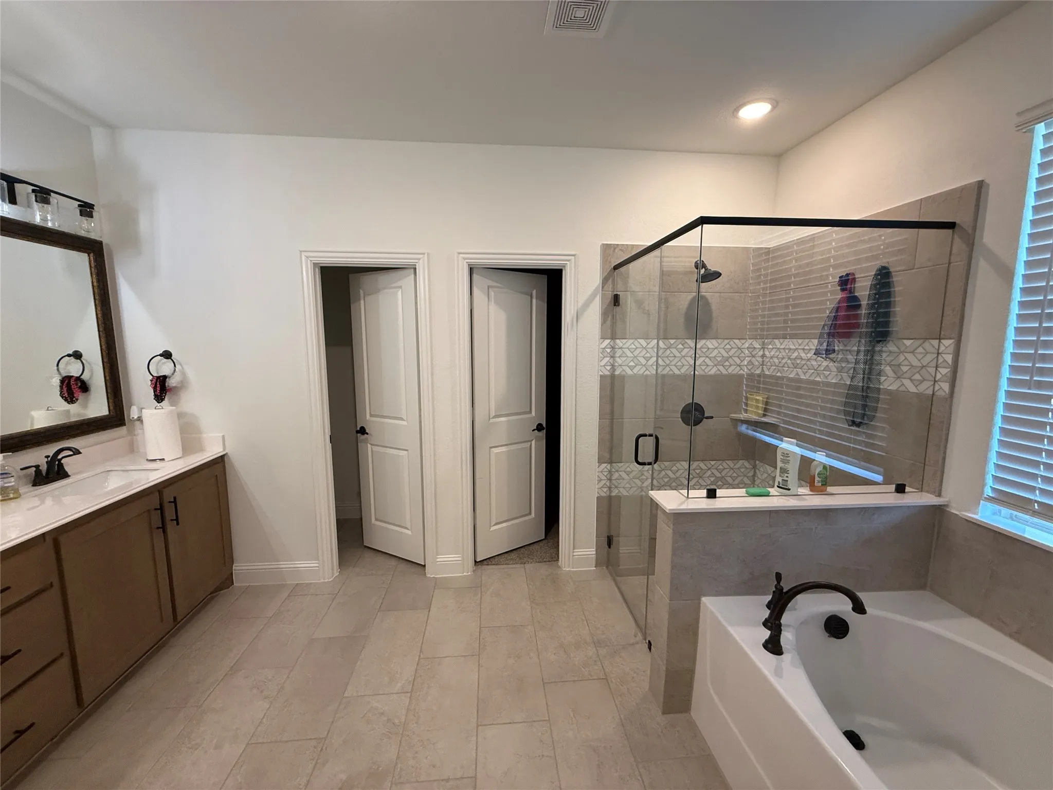 Single Family Residence For Rent in Dallas County , 3113 Blazing Star Road, Mesquite, Texas 75181, 5 Bedroom, 4 Bathroom, 2 Garage spaces, 3,711 Sqft, built in 2023, mls#21352610, Real Estate Agent in Mesquite, Homes For Rent in Dallas county, Homes For Rent in Mesquite, Realtor in Mesquite Texas, Real Estate Brokerage Independent Realty Texas, Luminita Cordes Realtor