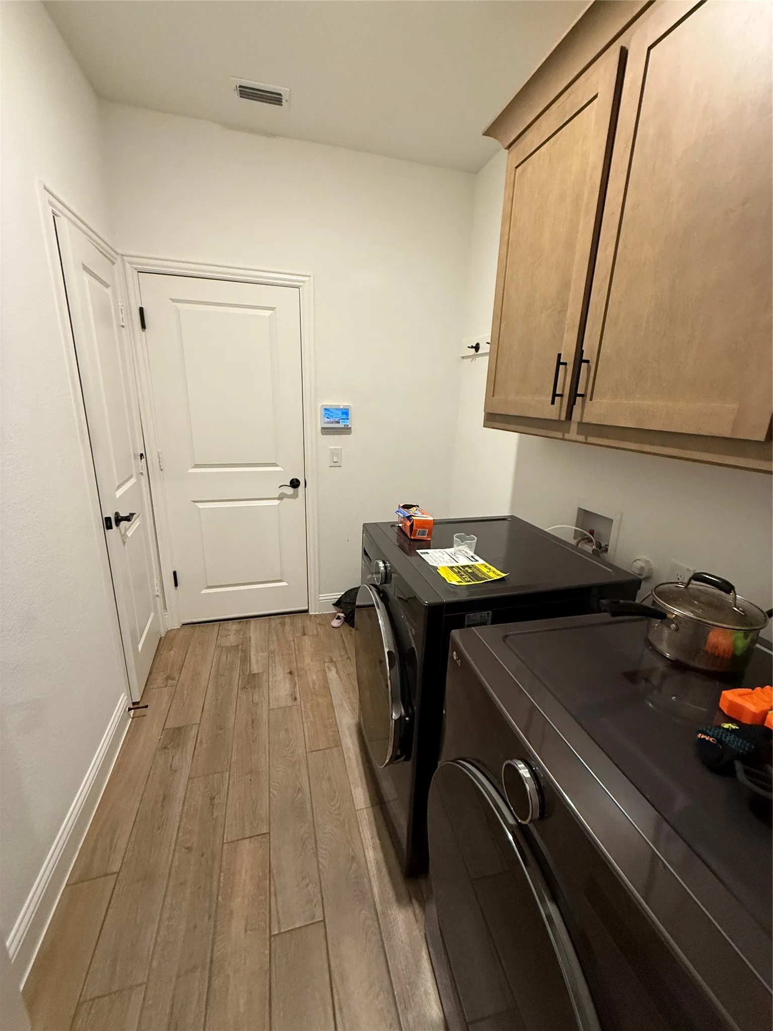 Single Family Residence For Rent in Dallas County , 3113 Blazing Star Road, Mesquite, Texas 75181, 5 Bedroom, 4 Bathroom, 2 Garage spaces, 3,711 Sqft, built in 2023, mls#21352610, Real Estate Agent in Mesquite, Homes For Rent in Dallas county, Homes For Rent in Mesquite, Realtor in Mesquite Texas, Real Estate Brokerage Independent Realty Texas, Luminita Cordes Realtor