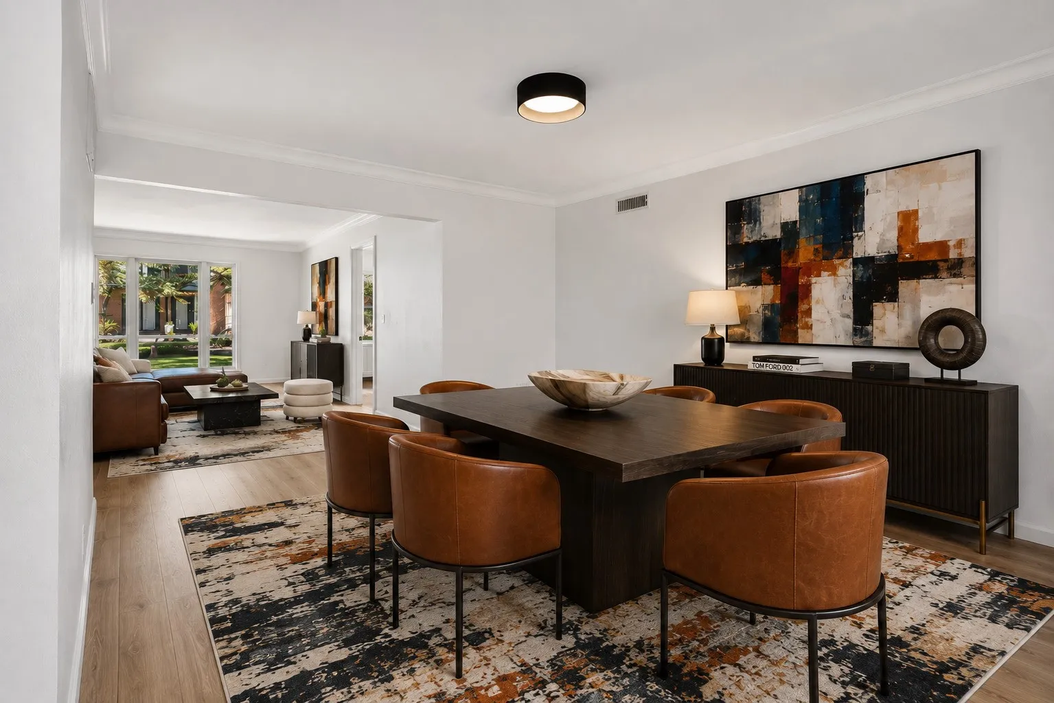 Virtually staged dining room