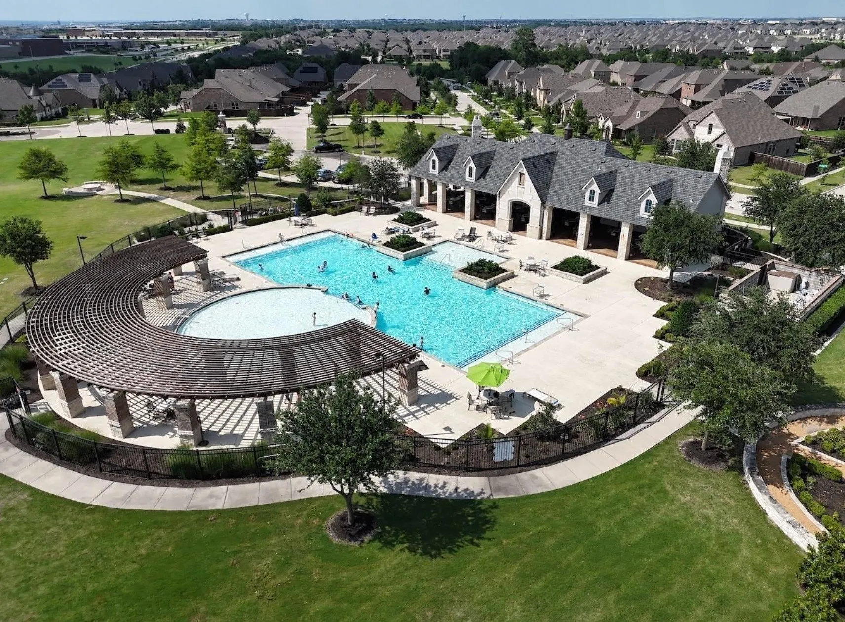 Community pool