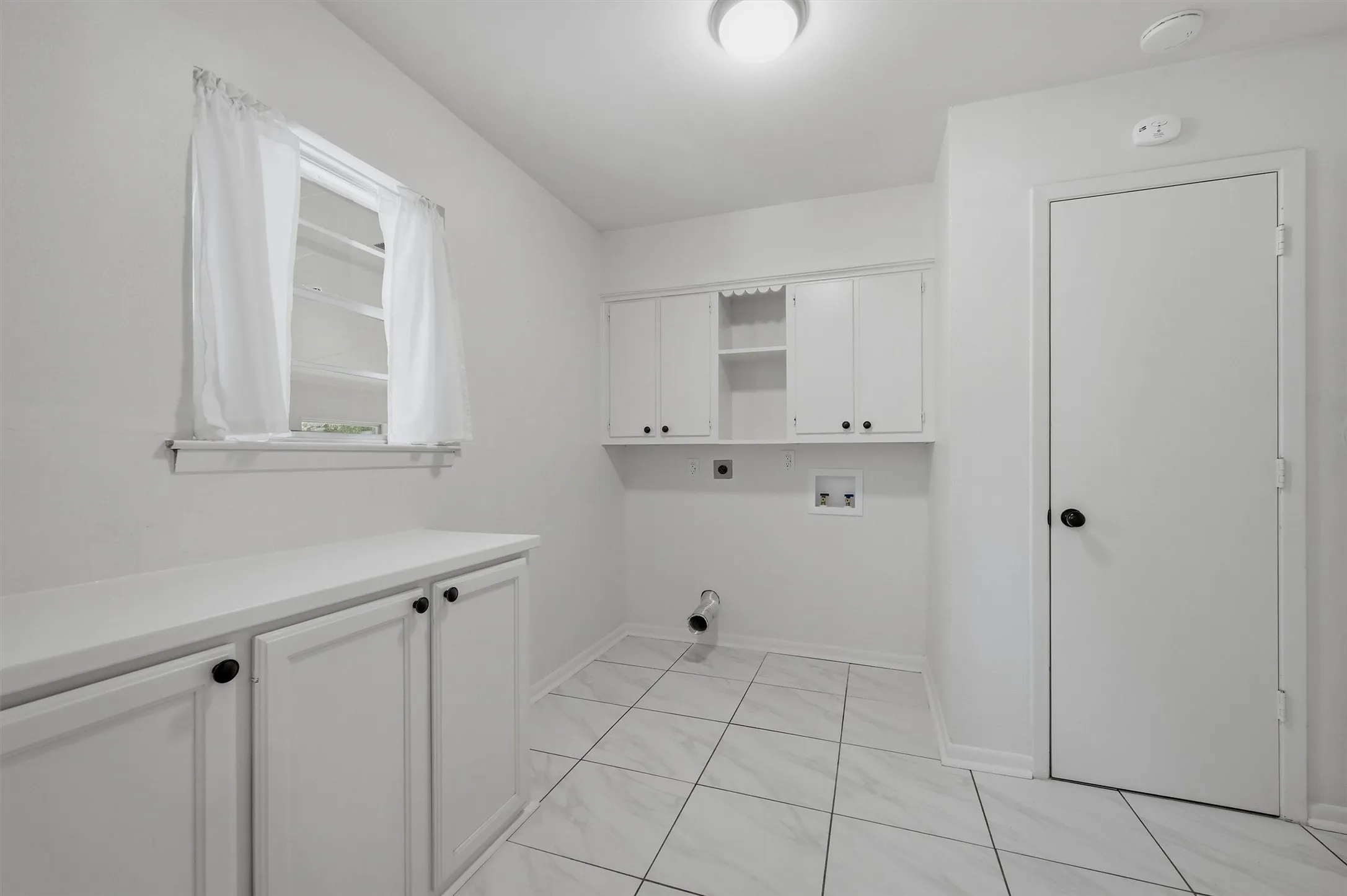 Single Family Residence For Sale in Collin County , 108 E 5th Street, Prosper, Texas 75078, 3 Bedroom, 2 Bathroom, 1 Garage spaces, 1,403 Sqft, built in 1976, mls#21348605, Real Estate Agent in Prosper, Homes For Sale in Collin county, Homes For Sale in Prosper, Realtor in Prosper Texas, Real Estate Brokerage Independent Realty Texas, Luminita Cordes Realtor