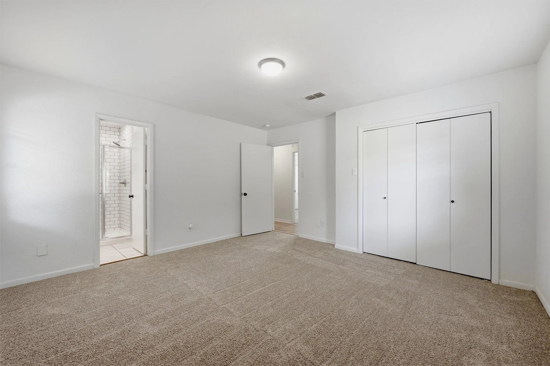 Single Family Residence For Sale in Collin County , 108 E 5th Street, Prosper, Texas 75078, 3 Bedroom, 2 Bathroom, 1 Garage spaces, 1,403 Sqft, built in 1976, mls#21348605, Real Estate Agent in Prosper, Homes For Sale in Collin county, Homes For Sale in Prosper, Realtor in Prosper Texas, Real Estate Brokerage Independent Realty Texas, Luminita Cordes Realtor
