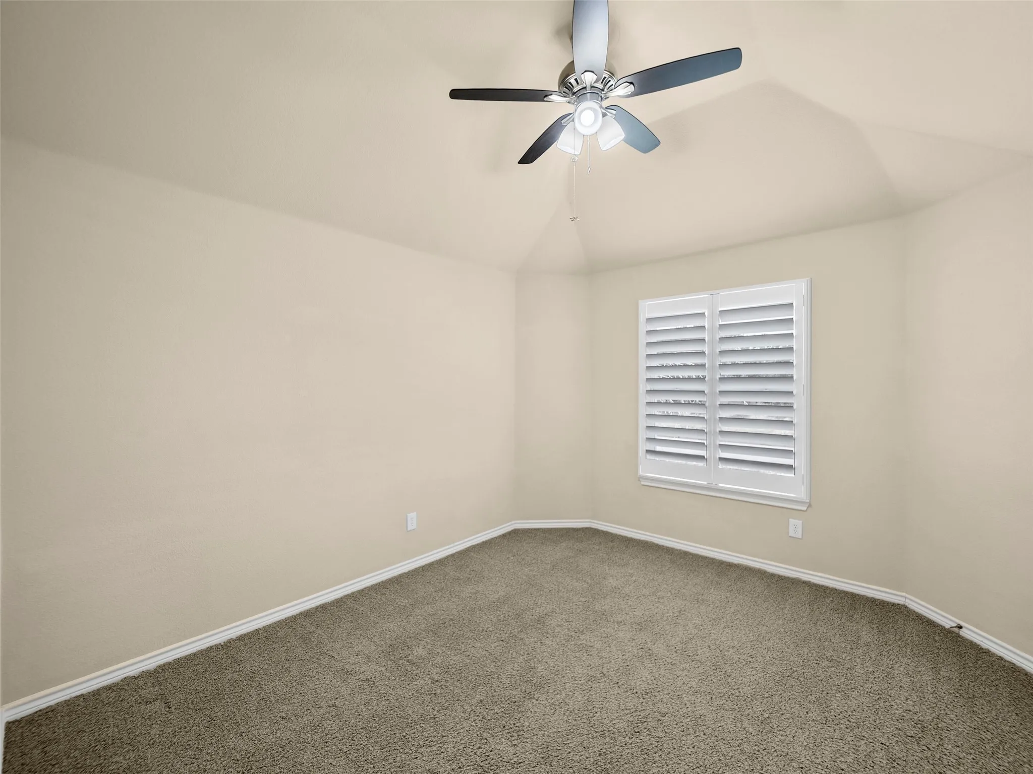 Single Family Residence For Sale in Collin County , 821 Redbud Drive, Allen, Texas 75002, 5 Bedroom, 3 Bathroom, 2 Garage spaces, 2,857 Sqft, built in 2001, mls#21333186, Real Estate Agent in Allen, Homes For Sale in Collin county, Homes For Sale in Allen, Realtor in Allen Texas, Real Estate Brokerage Independent Realty Texas, Luminita Cordes Realtor