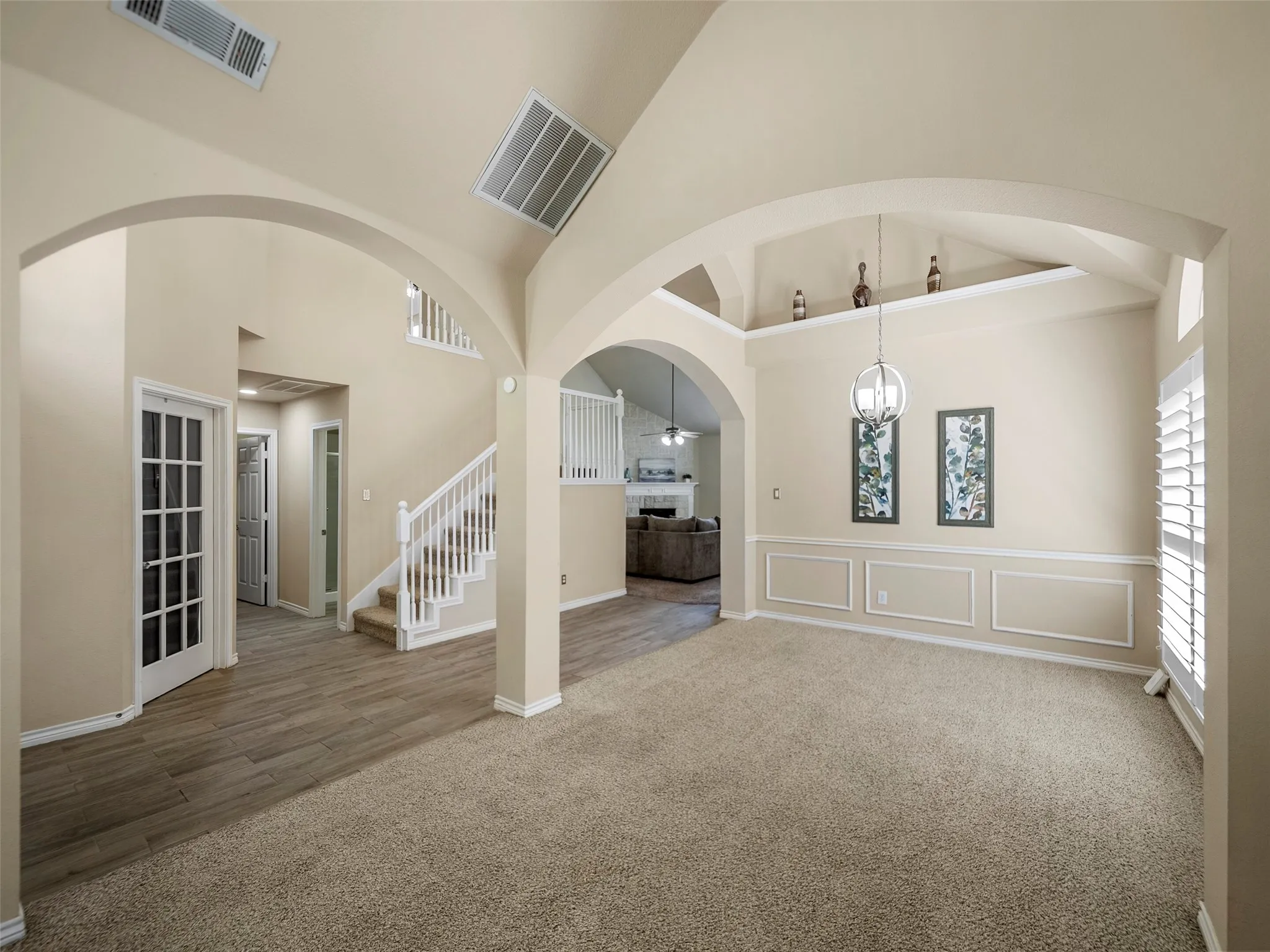 Single Family Residence For Sale in Collin County , 821 Redbud Drive, Allen, Texas 75002, 5 Bedroom, 3 Bathroom, 2 Garage spaces, 2,857 Sqft, built in 2001, mls#21333186, Real Estate Agent in Allen, Homes For Sale in Collin county, Homes For Sale in Allen, Realtor in Allen Texas, Real Estate Brokerage Independent Realty Texas, Luminita Cordes Realtor