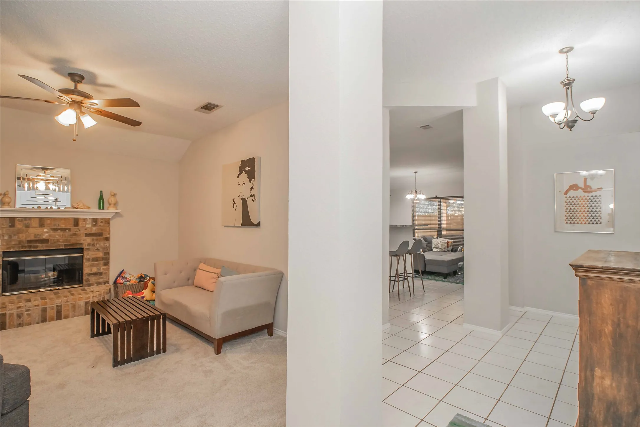 Single Family Residence For Rent in Parker County , 436 Hillside Drive, Aledo, Texas 76008, 3 Bedroom, 2 Bathroom, 2 Garage spaces, 1,539 Sqft, built in 1998, mls#21352542, Real Estate Agent in Aledo, Homes For Rent in Parker county, Homes For Rent in Aledo, Realtor in Aledo Texas, Real Estate Brokerage Independent Realty Texas, Luminita Cordes Realtor