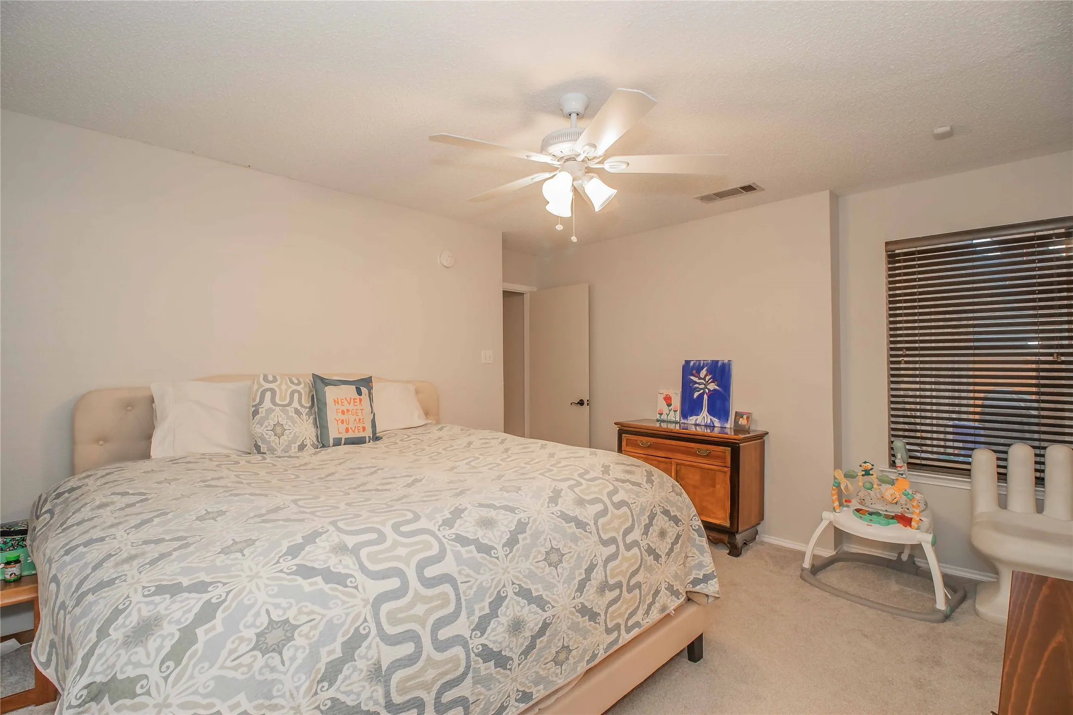 Single Family Residence For Rent in Parker County , 436 Hillside Drive, Aledo, Texas 76008, 3 Bedroom, 2 Bathroom, 2 Garage spaces, 1,539 Sqft, built in 1998, mls#21352542, Real Estate Agent in Aledo, Homes For Rent in Parker county, Homes For Rent in Aledo, Realtor in Aledo Texas, Real Estate Brokerage Independent Realty Texas, Luminita Cordes Realtor