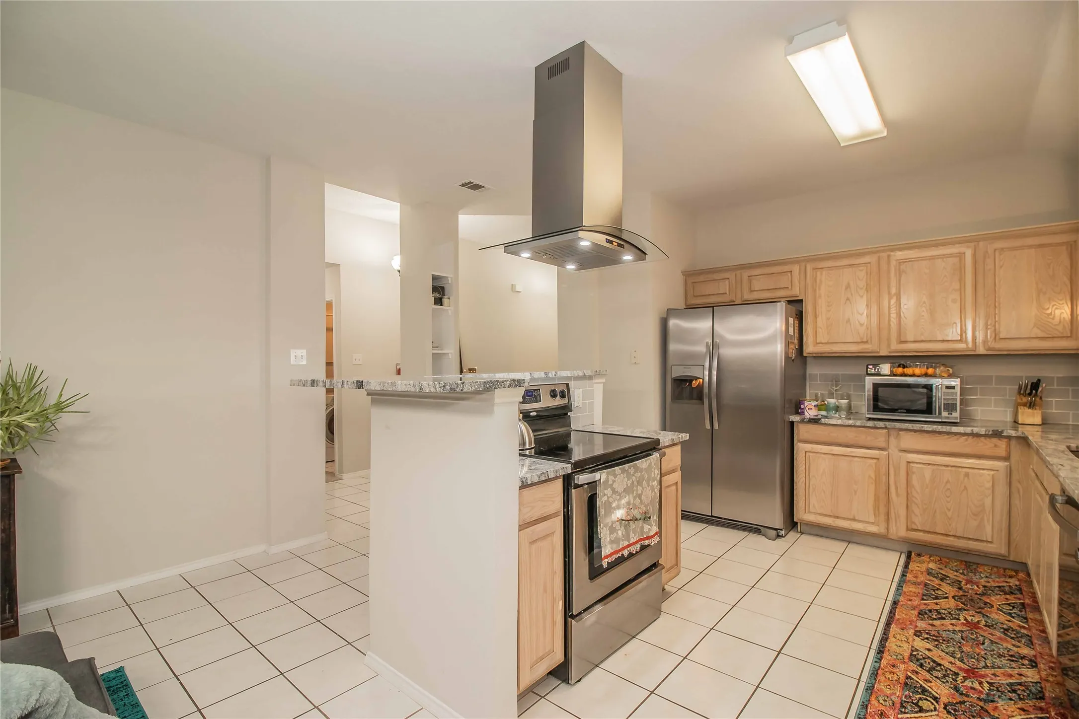 Single Family Residence For Rent in Parker County , 436 Hillside Drive, Aledo, Texas 76008, 3 Bedroom, 2 Bathroom, 2 Garage spaces, 1,539 Sqft, built in 1998, mls#21352542, Real Estate Agent in Aledo, Homes For Rent in Parker county, Homes For Rent in Aledo, Realtor in Aledo Texas, Real Estate Brokerage Independent Realty Texas, Luminita Cordes Realtor