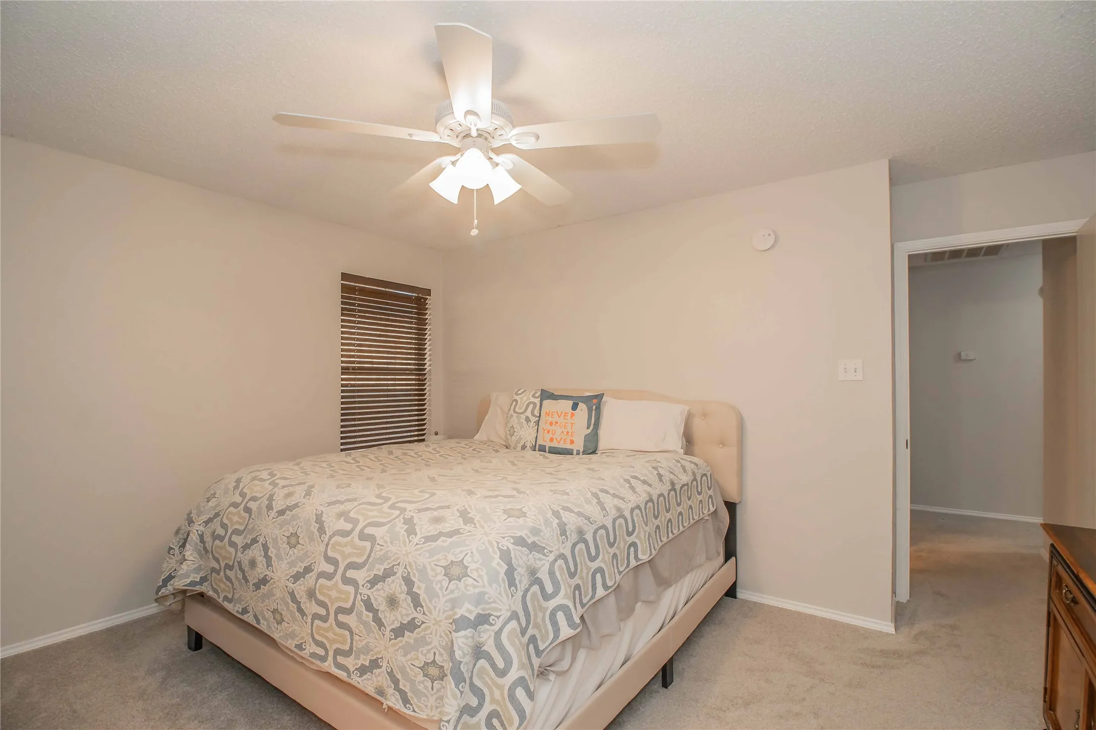 Single Family Residence For Rent in Parker County , 436 Hillside Drive, Aledo, Texas 76008, 3 Bedroom, 2 Bathroom, 2 Garage spaces, 1,539 Sqft, built in 1998, mls#21352542, Real Estate Agent in Aledo, Homes For Rent in Parker county, Homes For Rent in Aledo, Realtor in Aledo Texas, Real Estate Brokerage Independent Realty Texas, Luminita Cordes Realtor