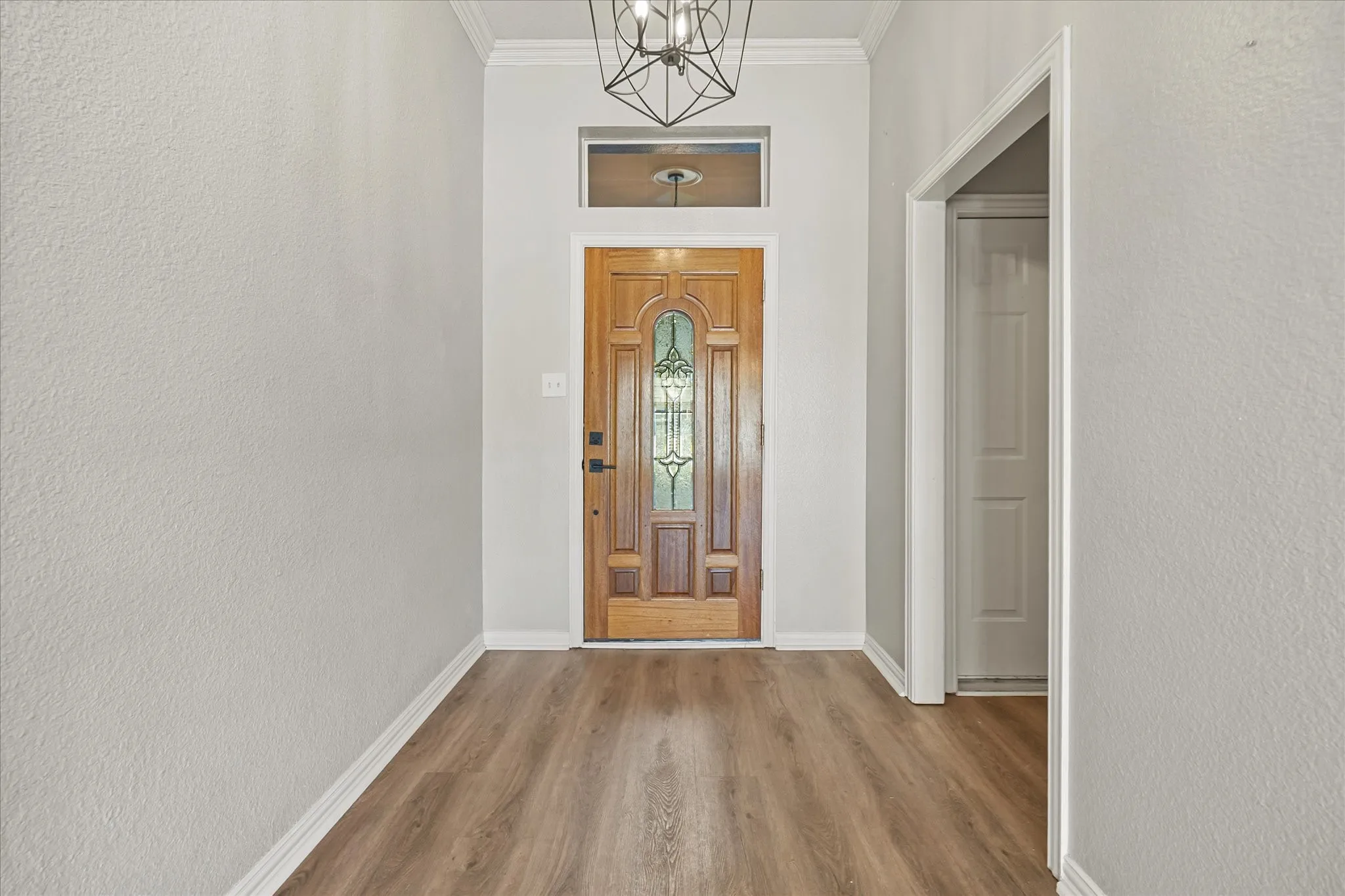 Single Family Residence For Sale in Hunt County , 6905 Drew Court, Greenville, Texas 75402, 4 Bedroom, 2 Bathroom, 2 Garage spaces, 2,104 Sqft, built in 2004, mls#21344985, Real Estate Agent in Greenville, Homes For Sale in Hunt county, Homes For Sale in Greenville, Realtor in Greenville Texas, Real Estate Brokerage Independent Realty Texas, Luminita Cordes Realtor