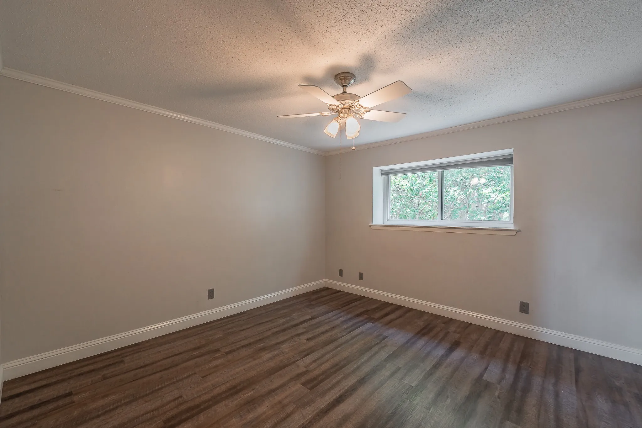 Condominium For Rent in Dallas County , 7706 Meadow Road 225, Dallas, Texas 75230, 2 Bedroom, 2 Bathroom, Garage spaces, 1,115 Sqft, built in 1963, mls#21352596, Real Estate Agent in Dallas, Homes For Rent in Dallas county, Homes For Rent in Dallas, Realtor in Dallas Texas, Real Estate Brokerage Independent Realty Texas, Luminita Cordes Realtor