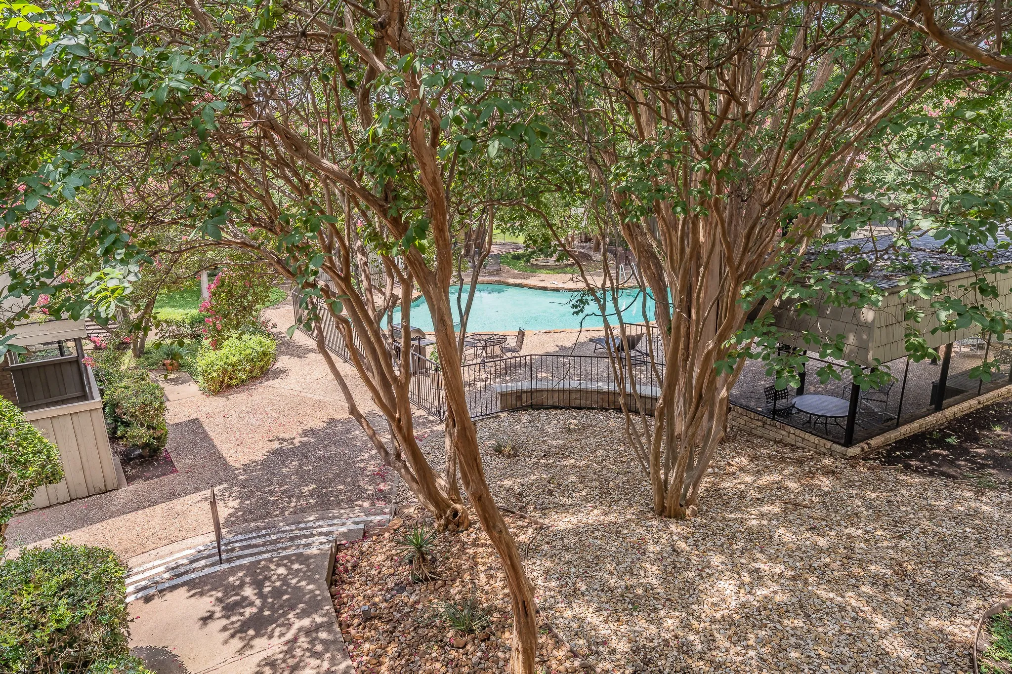 Condominium For Rent in Dallas County , 7706 Meadow Road 225, Dallas, Texas 75230, 2 Bedroom, 2 Bathroom, Garage spaces, 1,115 Sqft, built in 1963, mls#21352596, Real Estate Agent in Dallas, Homes For Rent in Dallas county, Homes For Rent in Dallas, Realtor in Dallas Texas, Real Estate Brokerage Independent Realty Texas, Luminita Cordes Realtor