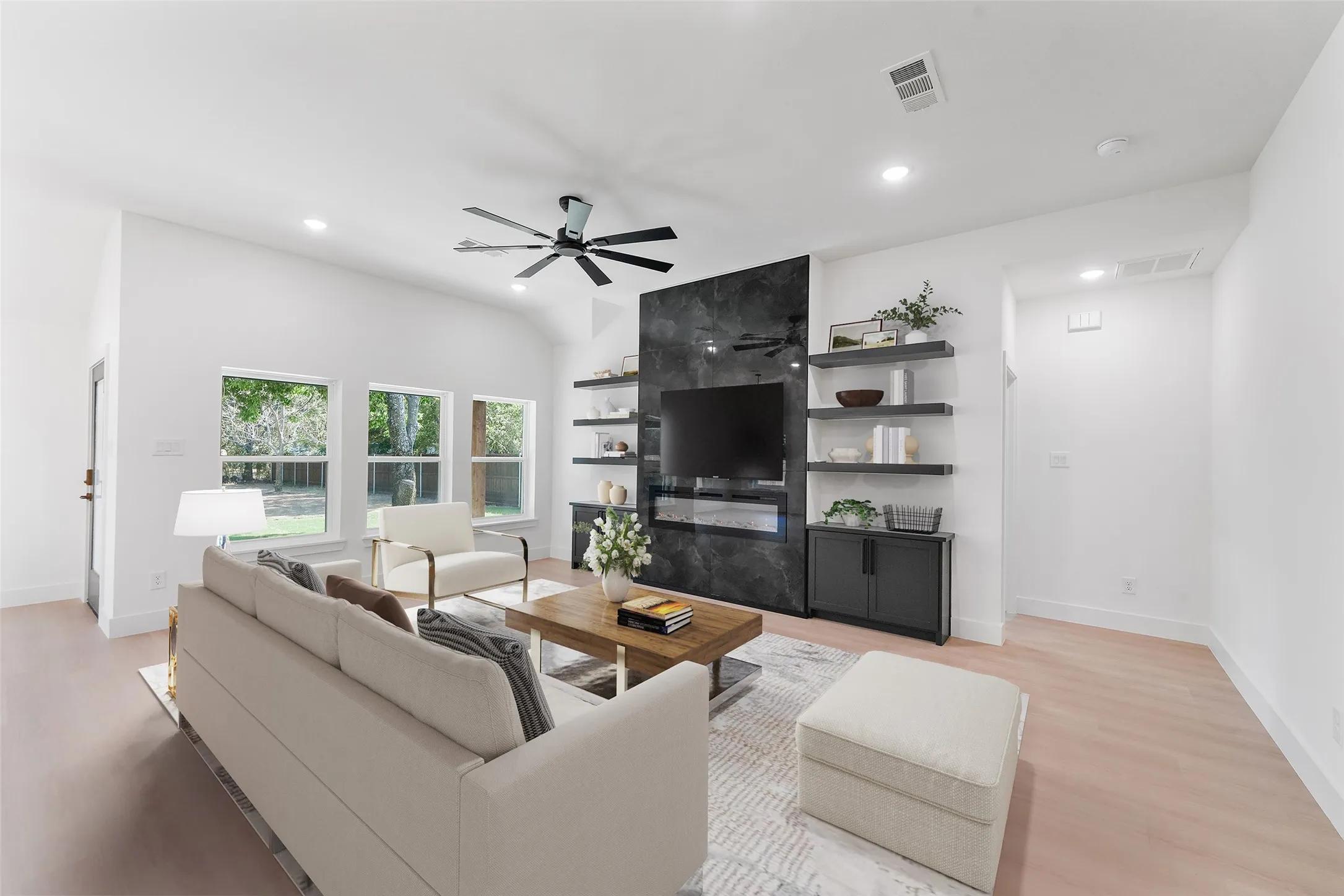 Single Family Residence For Sale in Dallas County , 15006 Quail Drive, Balch Springs, Texas 75180, 3 Bedroom, 3 Bathroom, 2 Garage spaces, 1,953 Sqft, built in 2026, mls#21352206, Real Estate Agent in Balch Springs, Homes For Sale in Dallas county, Homes For Sale in Balch Springs, Realtor in Balch Springs Texas, Real Estate Brokerage Independent Realty Texas, Luminita Cordes Realtor