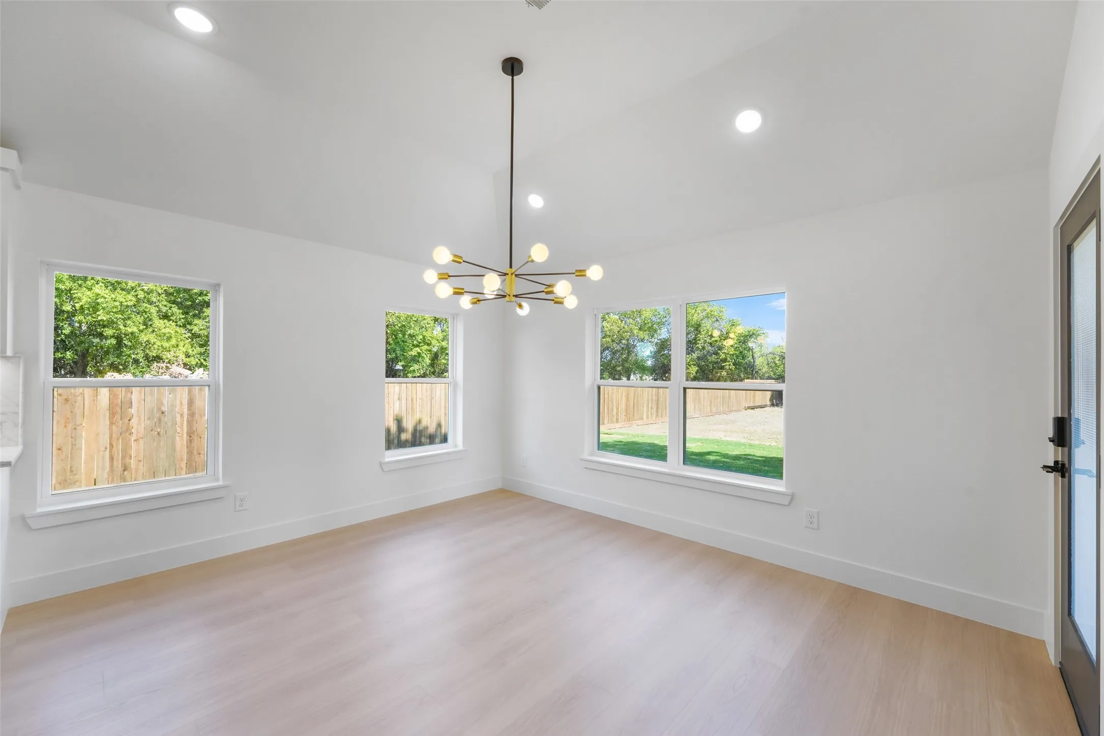 Single Family Residence For Sale in Dallas County , 15006 Quail Drive, Balch Springs, Texas 75180, 3 Bedroom, 3 Bathroom, 2 Garage spaces, 1,953 Sqft, built in 2026, mls#21352206, Real Estate Agent in Balch Springs, Homes For Sale in Dallas county, Homes For Sale in Balch Springs, Realtor in Balch Springs Texas, Real Estate Brokerage Independent Realty Texas, Luminita Cordes Realtor