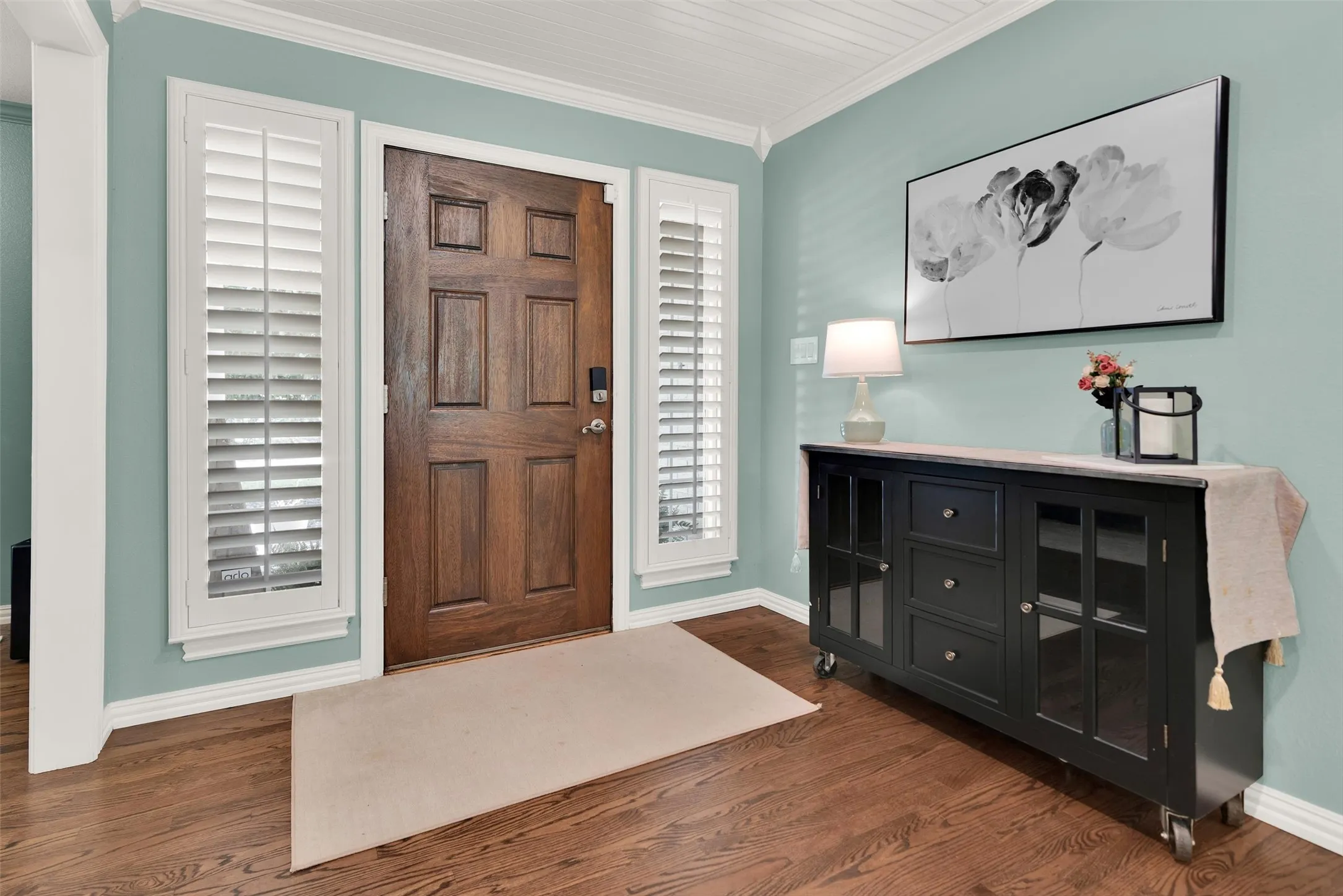 Single Family Residence For Sale in Grayson County , 2019 Loy Lake Road, Denison, Texas 75020, 3 Bedroom, 2 Bathroom, 2 Garage spaces, 2,596 Sqft, built in 1964, mls#21349658, Real Estate Agent in Denison, Homes For Sale in Grayson county, Homes For Sale in Denison, Realtor in Denison Texas, Real Estate Brokerage Independent Realty Texas, Luminita Cordes Realtor