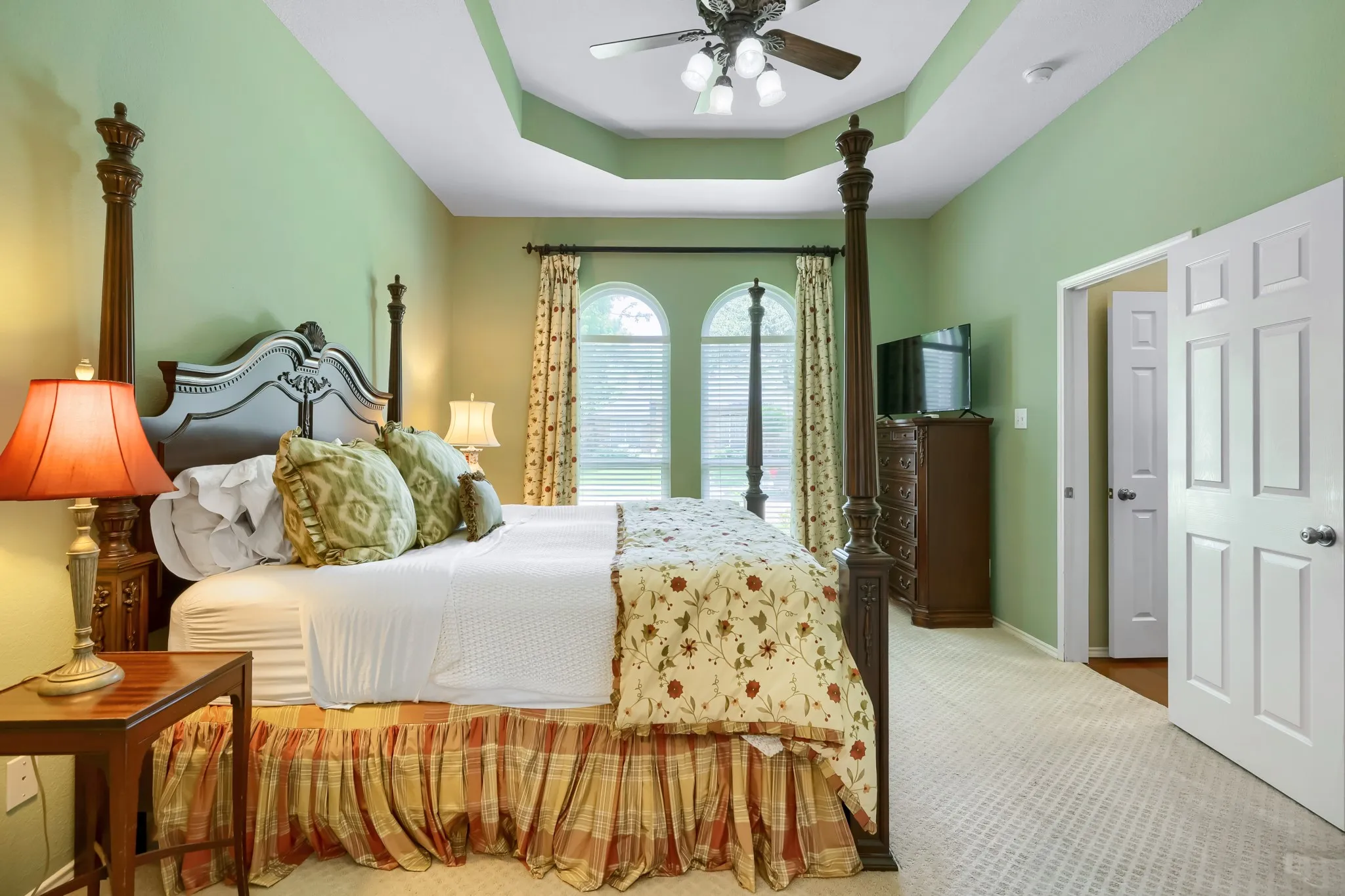 Single Family Residence For Sale in Collin County , 10613 Memphis Drive, Frisco, Texas 75035, 3 Bedroom, 3 Bathroom, 2 Garage spaces, 2,259 Sqft, built in 1995, mls#21352612, Real Estate Agent in Frisco, Homes For Sale in Collin county, Homes For Sale in Frisco, Realtor in Frisco Texas, Real Estate Brokerage Independent Realty Texas, Luminita Cordes Realtor