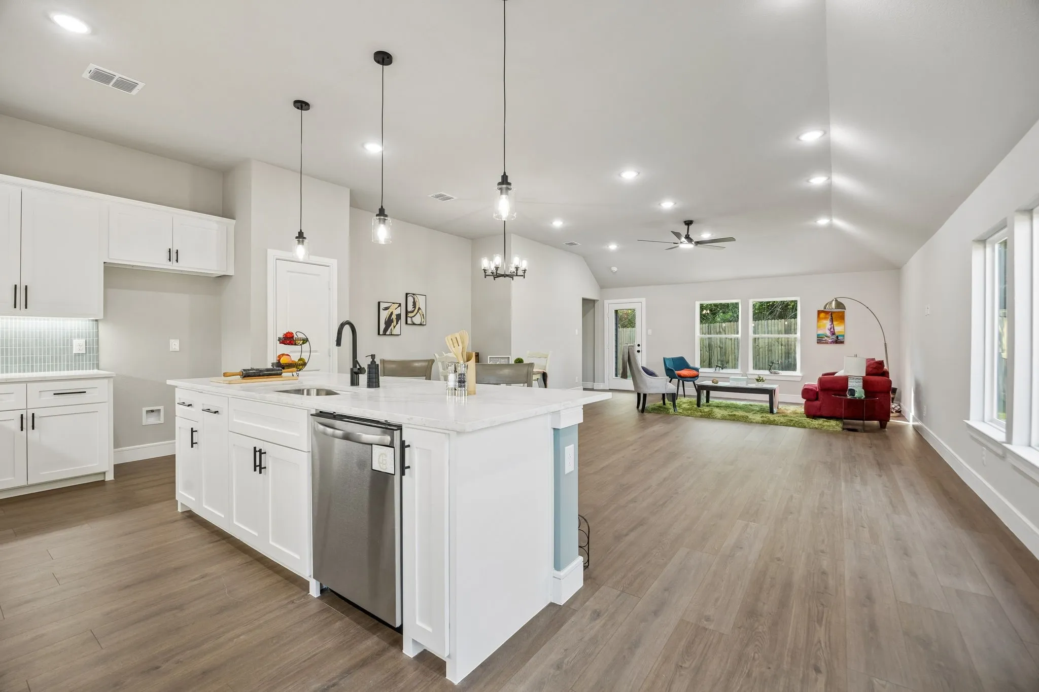 Single Family Residence For Sale in Kaufman County , 407 Frank Street, Terrell, Texas 75160, 4 Bedroom, 3 Bathroom, 2 Garage spaces, 2,117 Sqft, built in 2026, mls#21348855, Real Estate Agent in Terrell, Homes For Sale in Kaufman county, Homes For Sale in Terrell, Realtor in Terrell Texas, Real Estate Brokerage Independent Realty Texas, Luminita Cordes Realtor