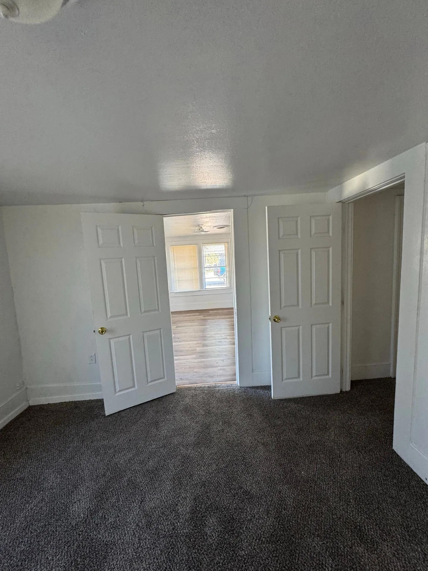 Single Family Residence For Rent in Taylor County , 501 Ash Street, Merkel, Texas 79536, 3 Bedroom, 1 Bathroom, Garage spaces, 1,276 Sqft, built in 1934, mls#21352648, Real Estate Agent in Merkel, Homes For Rent in Taylor county, Homes For Rent in Merkel, Realtor in Merkel Texas, Real Estate Brokerage Independent Realty Texas, Luminita Cordes Realtor