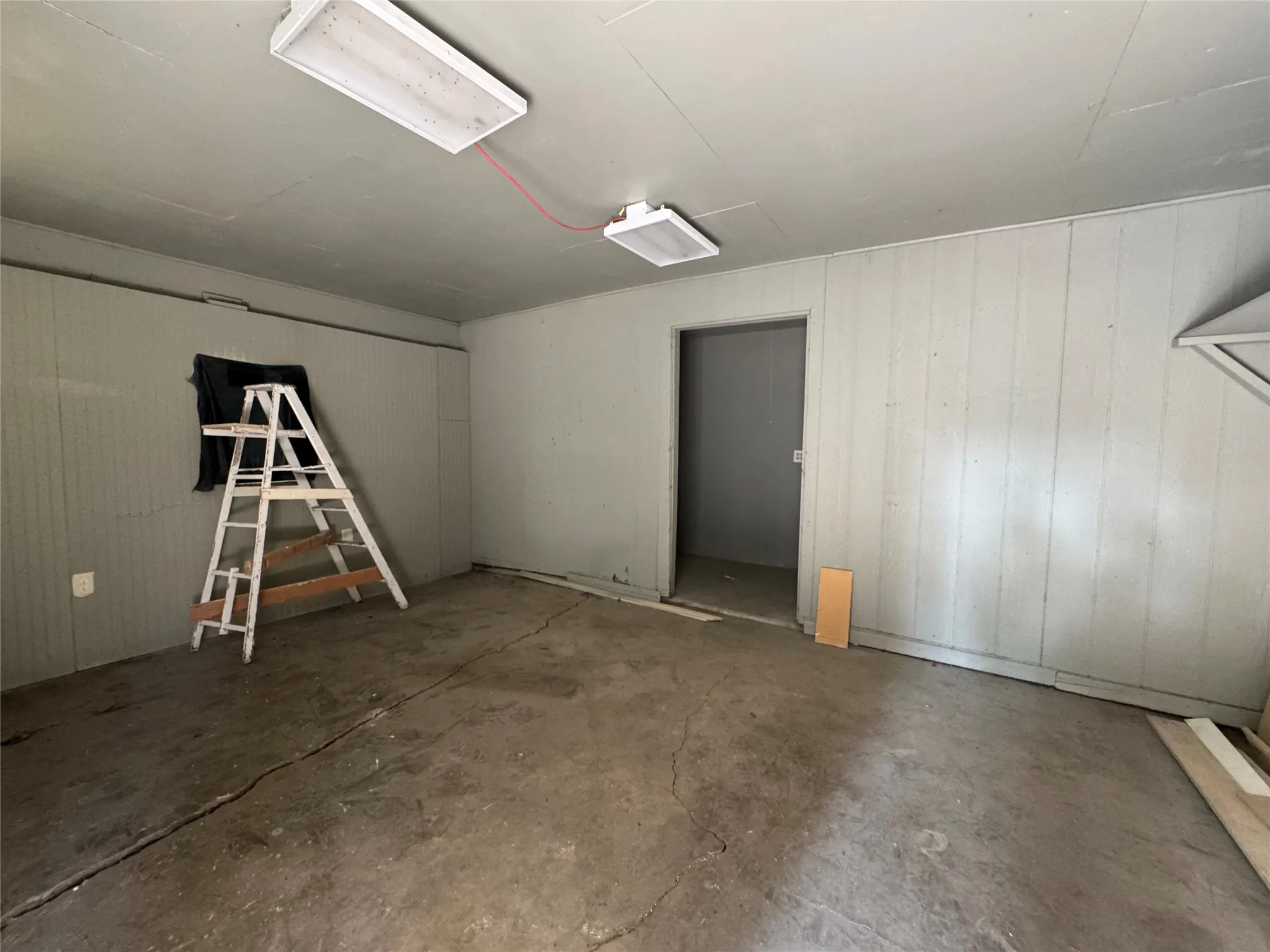 Single Family Residence For Sale in Mc Lennan County , 1613 N 15th Street, Waco, Texas 76707, 3 Bedrooms, 1 Bathroom, Garage spaces, 1,412 Sqft, built in 1920, Price $165,000, mls#21352658, Real Estate Agent in Waco, Homes For Sale in Mc Lennan county, Homes For Sale in Waco, Realtor in Waco Texas, Real Estate Brokerage Independent Realty Texas, Luminita Cordes Realtor