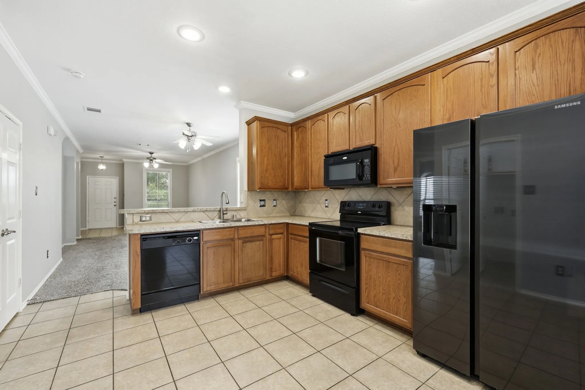 Single Family Residence For Sale in Denton County , 9517 Waterman Drive, Providence Village, Texas 76227, 3 Bedroom, 2 Bathroom, 2 Garage spaces, 1,347 Sqft, built in 2007, mls#21351199, Real Estate Agent in Providence Village, Homes For Sale in Denton county, Homes For Sale in Providence Village, Realtor in Providence Village Texas, Real Estate Brokerage Independent Realty Texas, Luminita Cordes Realtor