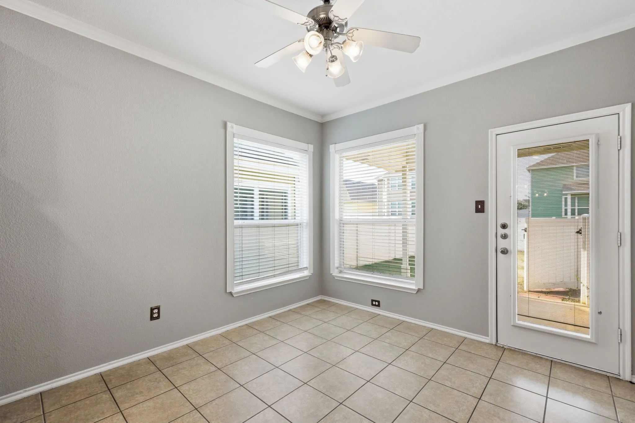 Single Family Residence For Sale in Denton County , 9517 Waterman Drive, Providence Village, Texas 76227, 3 Bedroom, 2 Bathroom, 2 Garage spaces, 1,347 Sqft, built in 2007, mls#21351199, Real Estate Agent in Providence Village, Homes For Sale in Denton county, Homes For Sale in Providence Village, Realtor in Providence Village Texas, Real Estate Brokerage Independent Realty Texas, Luminita Cordes Realtor