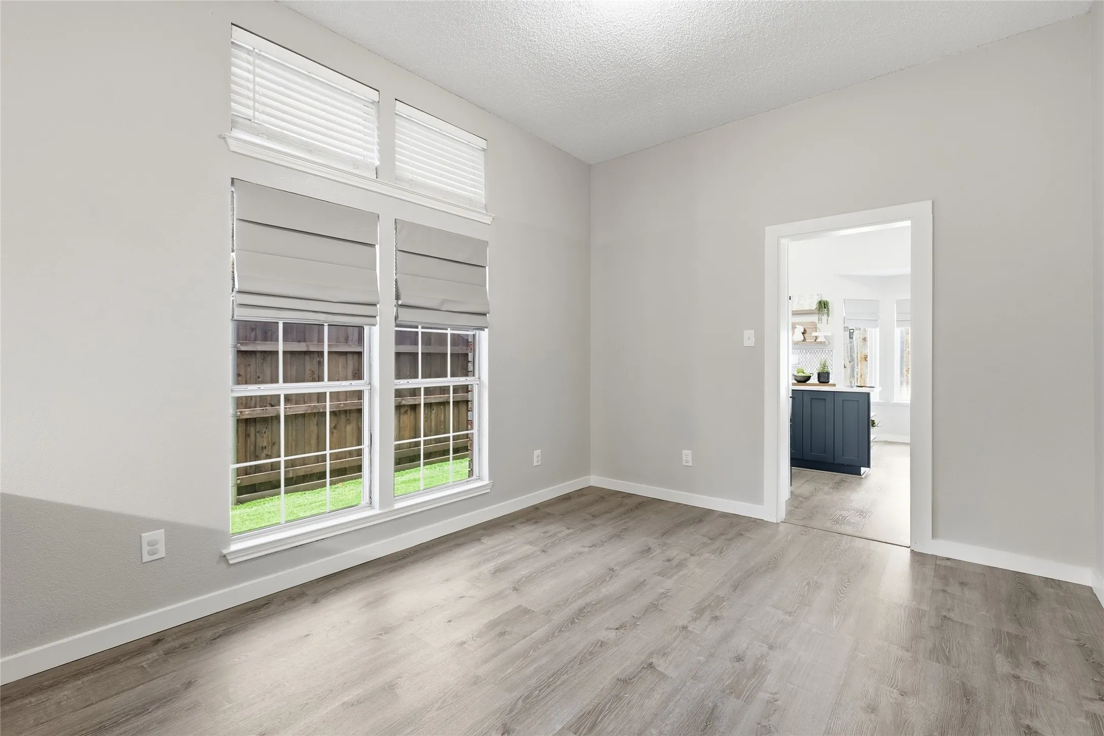 Single Family Residence For Sale in Denton County , 2313 Whitman Lane, Flower Mound, Texas 75028, 4 Bedroom, 2 Bathroom, 2 Garage spaces, 2,320 Sqft, built in 1990, mls#21351019, Real Estate Agent in Flower Mound, Homes For Sale in Denton county, Homes For Sale in Flower Mound, Realtor in Flower Mound Texas, Real Estate Brokerage Independent Realty Texas, Luminita Cordes Realtor