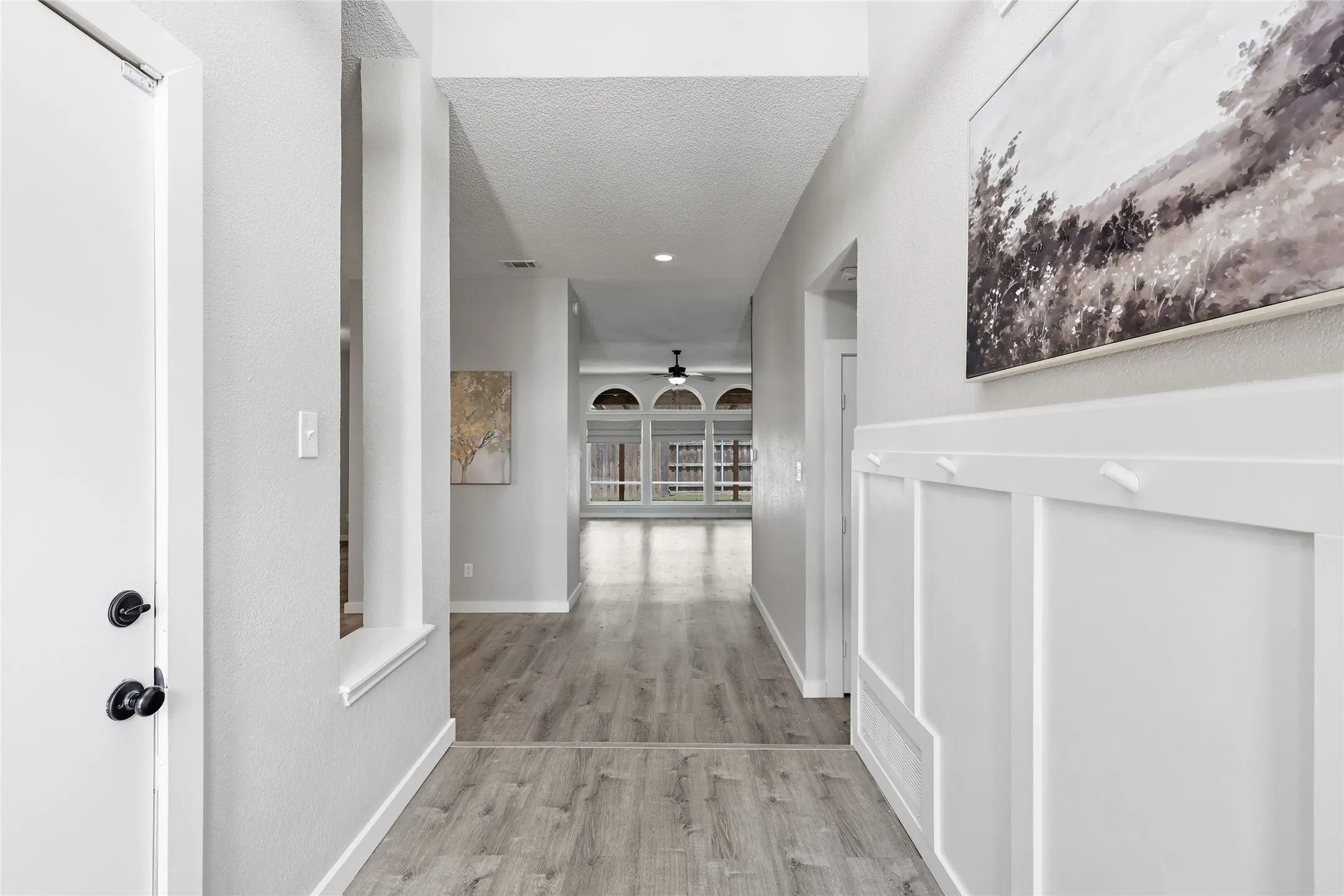 Single Family Residence For Sale in Denton County , 2313 Whitman Lane, Flower Mound, Texas 75028, 4 Bedroom, 2 Bathroom, 2 Garage spaces, 2,320 Sqft, built in 1990, mls#21351019, Real Estate Agent in Flower Mound, Homes For Sale in Denton county, Homes For Sale in Flower Mound, Realtor in Flower Mound Texas, Real Estate Brokerage Independent Realty Texas, Luminita Cordes Realtor