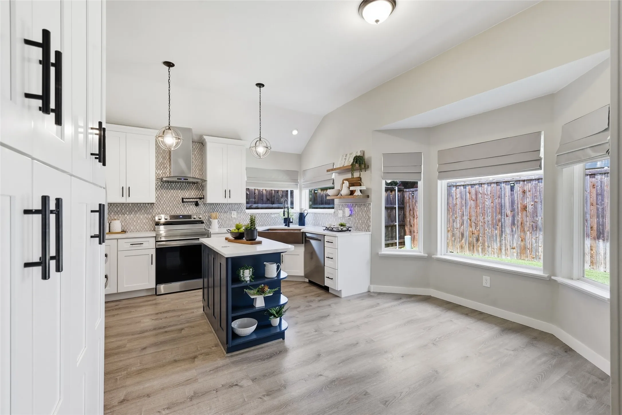 Single Family Residence For Sale in Denton County , 2313 Whitman Lane, Flower Mound, Texas 75028, 4 Bedroom, 2 Bathroom, 2 Garage spaces, 2,320 Sqft, built in 1990, mls#21351019, Real Estate Agent in Flower Mound, Homes For Sale in Denton county, Homes For Sale in Flower Mound, Realtor in Flower Mound Texas, Real Estate Brokerage Independent Realty Texas, Luminita Cordes Realtor
