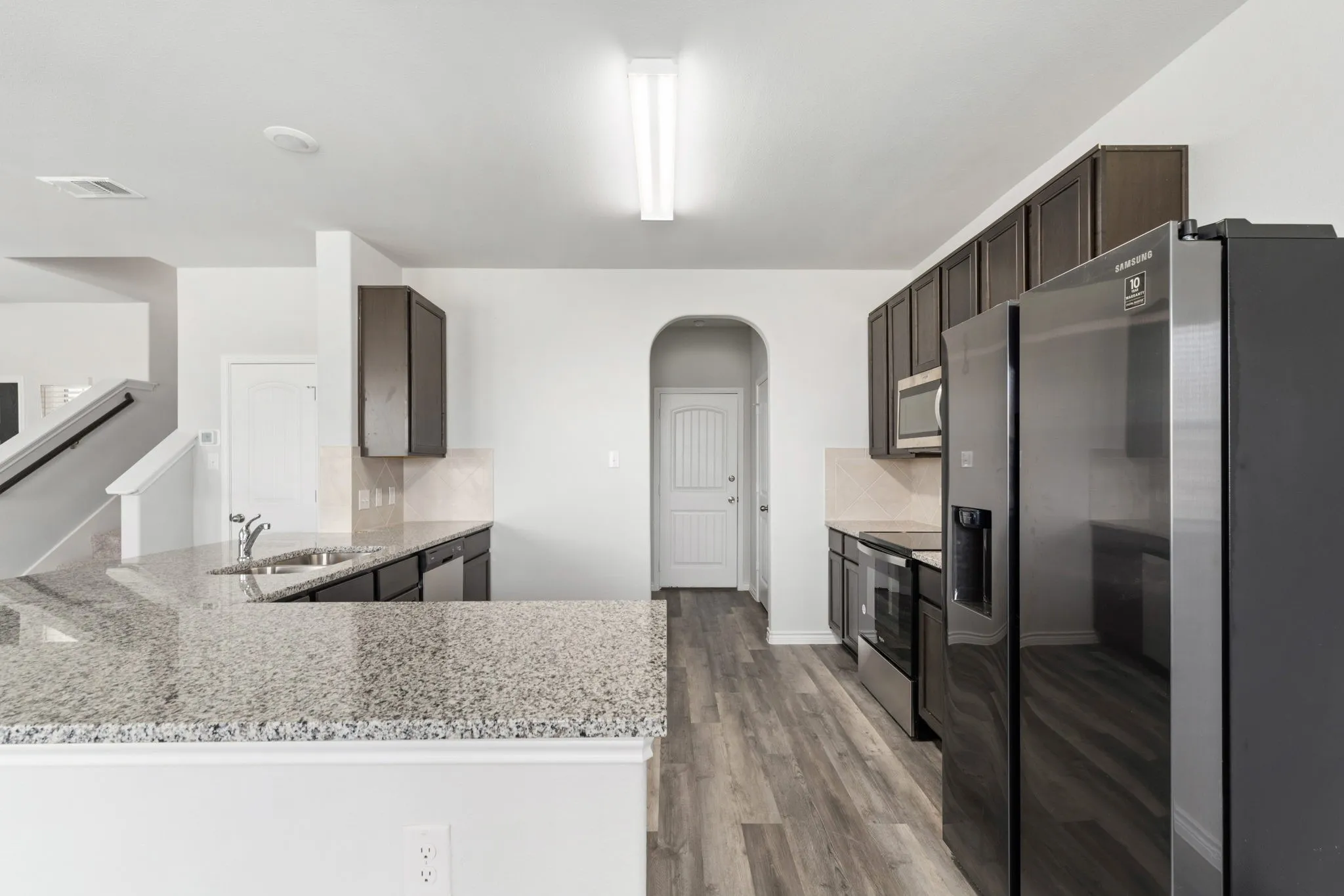 Single Family Residence For Rent in Ellis County , 3622 Judges Drive, Ennis, Texas 75119, 4 Bedroom, 3 Bathroom, 2 Garage spaces, 1,896 Sqft, built in 2021, mls#21341858, Real Estate Agent in Ennis, Homes For Rent in Ellis county, Homes For Rent in Ennis, Realtor in Ennis Texas, Real Estate Brokerage Independent Realty Texas, Luminita Cordes Realtor