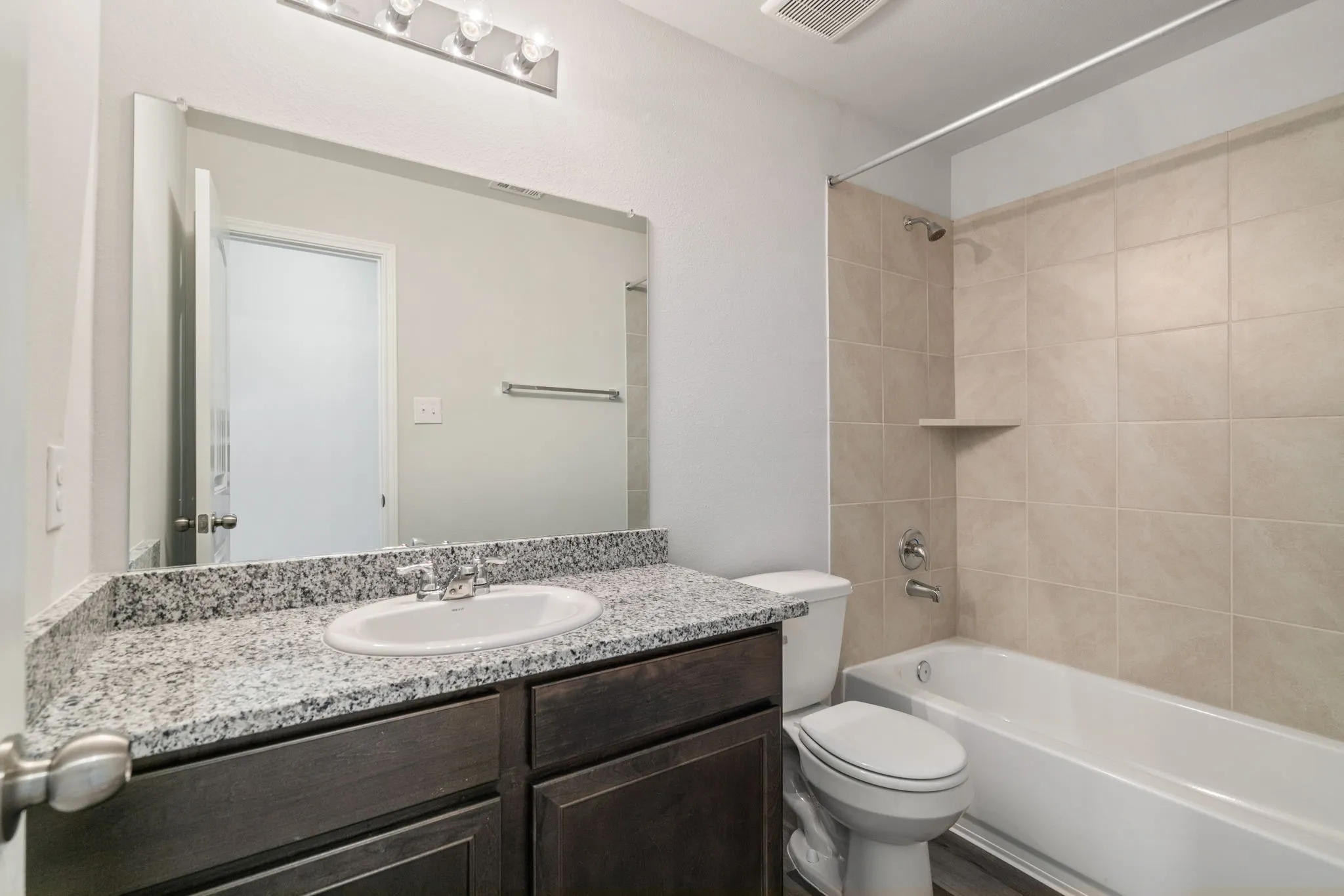 Upstairs full bath