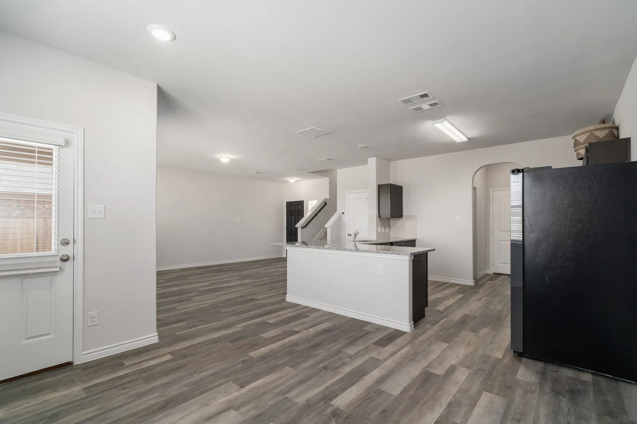 Dining room to living room