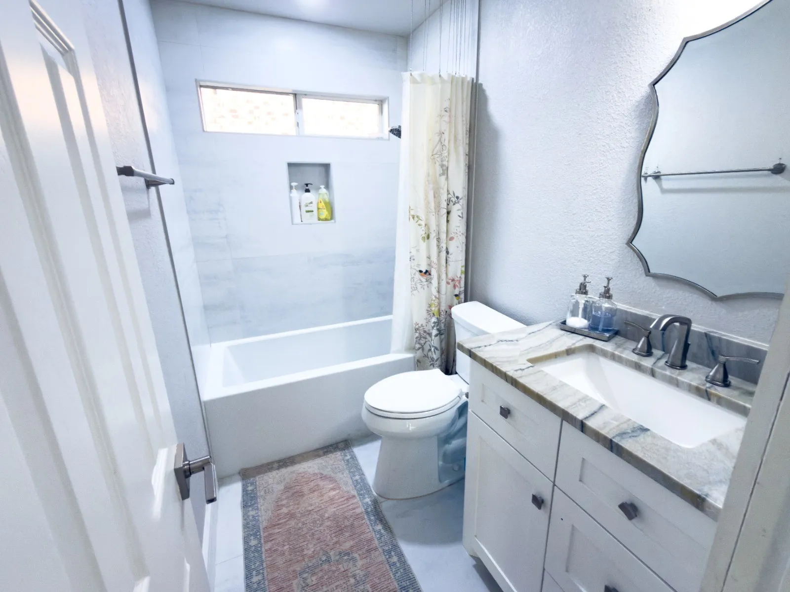 Single Family Residence For Rent in Collin County , 7906 Thorneywood Road, Plano, Texas 75024, 4 Bedrooms, 3 Bathrooms, 2 Garage spaces, 3,300 Sqft, built in 2000, Price $3,400, mls#21352268, Real Estate Agent in Plano, Homes For Rent in Collin county, Homes For Rent in Plano, Realtor in Plano Texas, Real Estate Brokerage Independent Realty Texas, Luminita Cordes Realtor