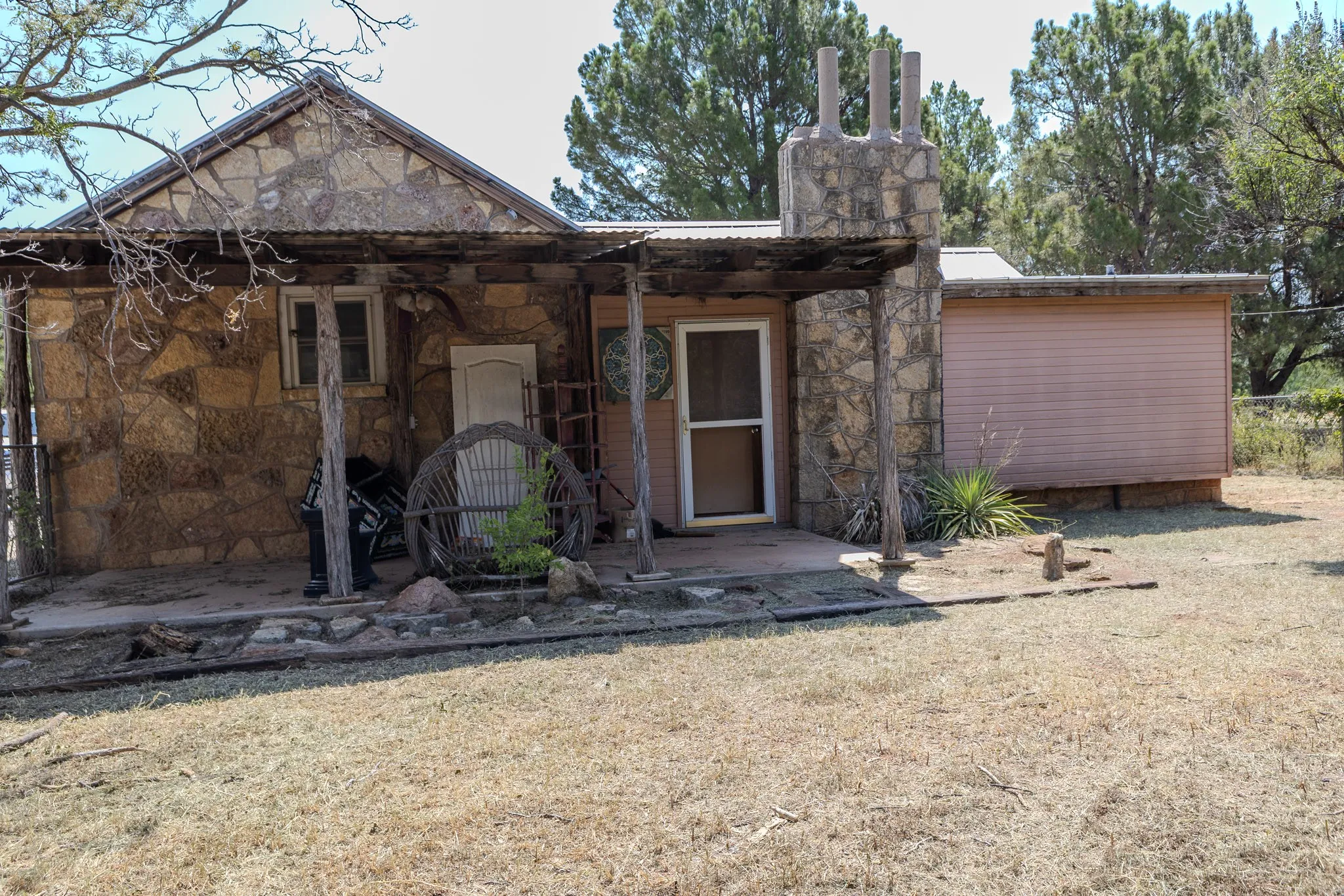 Single Family Residence For Sale in Taylor County , 4509 Curry Lane, Abilene, Texas 79606, 2 Bedroom, 2 Bathroom, 2 Garage spaces, 1,104 Sqft, built in 1937, mls#21352671, Real Estate Agent in Abilene, Homes For Sale in Taylor county, Homes For Sale in Abilene, Realtor in Abilene Texas, Real Estate Brokerage Independent Realty Texas, Luminita Cordes Realtor