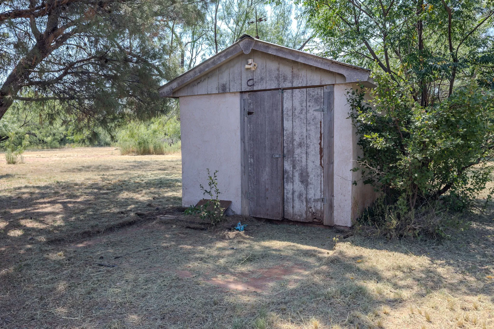 Single Family Residence For Sale in Taylor County , 4509 Curry Lane, Abilene, Texas 79606, 2 Bedroom, 2 Bathroom, 2 Garage spaces, 1,104 Sqft, built in 1937, mls#21352671, Real Estate Agent in Abilene, Homes For Sale in Taylor county, Homes For Sale in Abilene, Realtor in Abilene Texas, Real Estate Brokerage Independent Realty Texas, Luminita Cordes Realtor