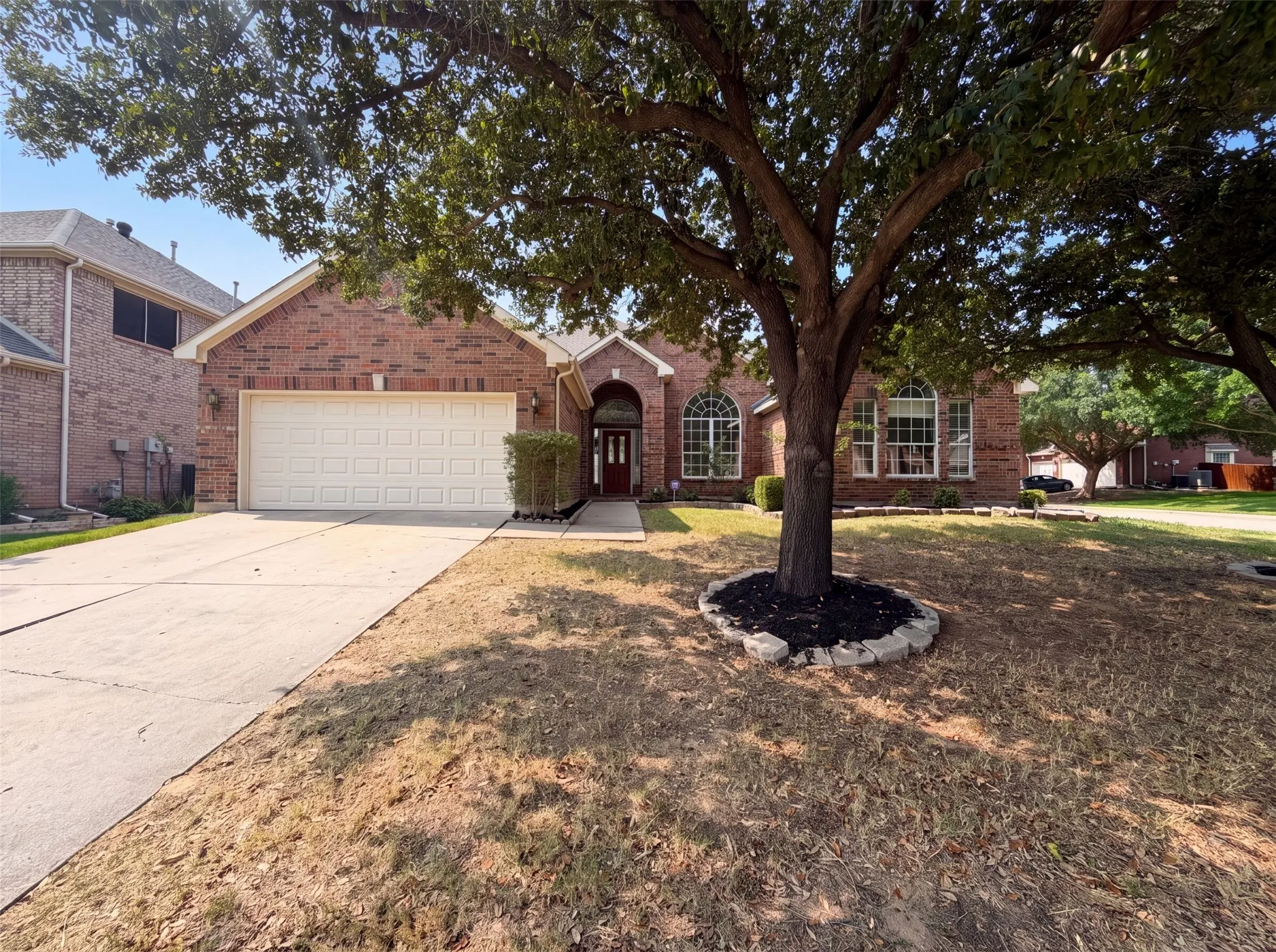 Single Family Residence For Sale in Denton County , 1221 Old Oak Trail, Flower Mound, Texas 75028, 4 Bedroom, 3 Bathroom, 2 Garage spaces, 2,630 Sqft, built in 1999, mls#21352669, Real Estate Agent in Flower Mound, Homes For Sale in Denton county, Homes For Sale in Flower Mound, Realtor in Flower Mound Texas, Real Estate Brokerage Independent Realty Texas, Luminita Cordes Realtor